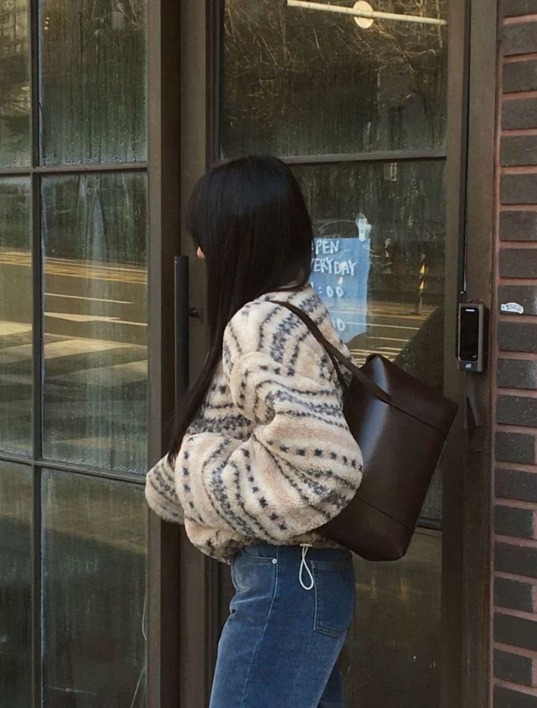 【 ‹◂ 店主自留💼容量級～日常上班OK！超特別復古感方型皮袋🤎 】 Classic Work Day Leather Bag(兩色入)