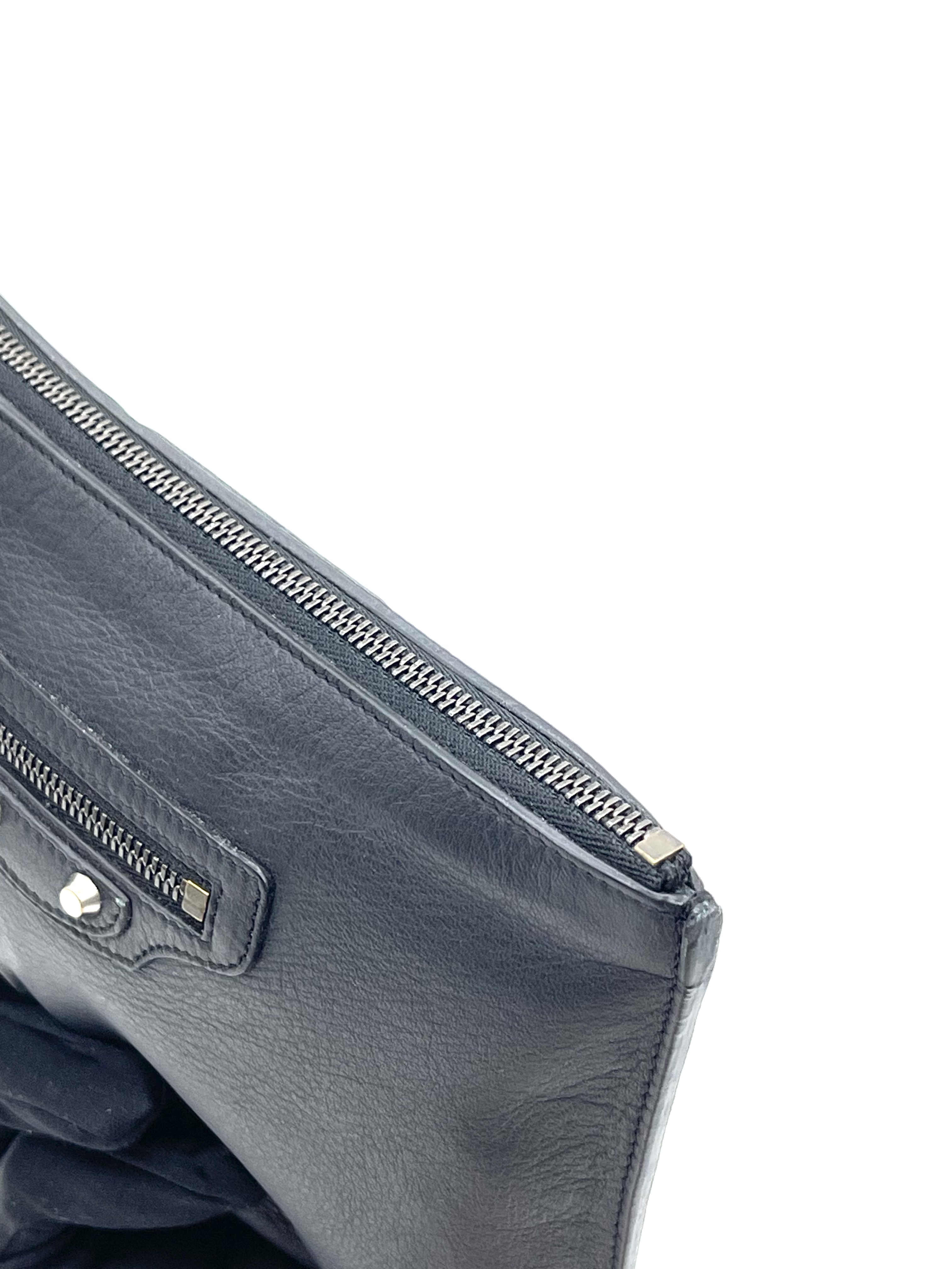 Pre-owned Balenciaga Blue Leather City Clip Clutch Bag / Product Code: 26032405