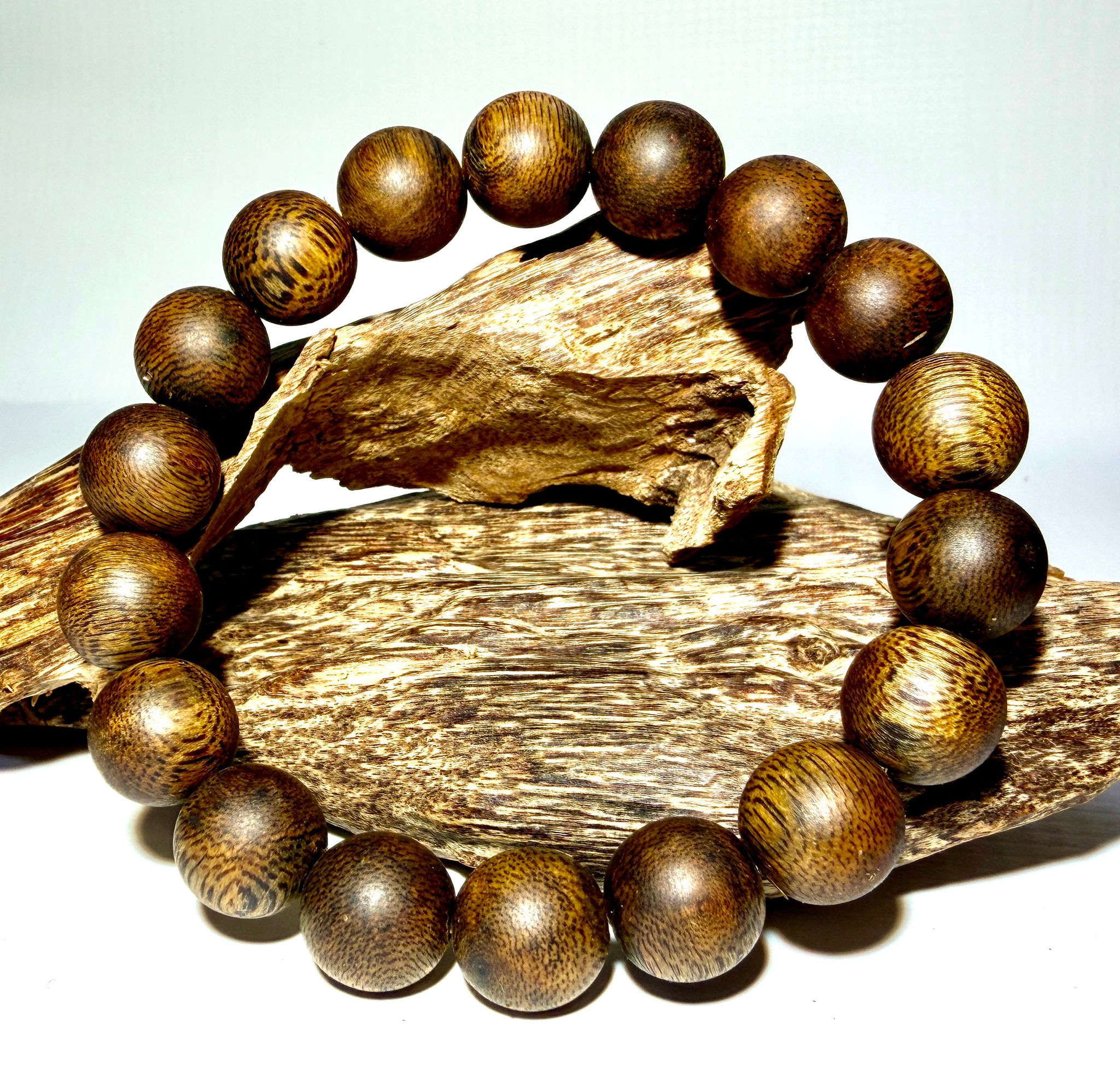 沉香手串 12mm單圈15克 (香韻7星級收藏之選-限香港地區發售及實體店交收)