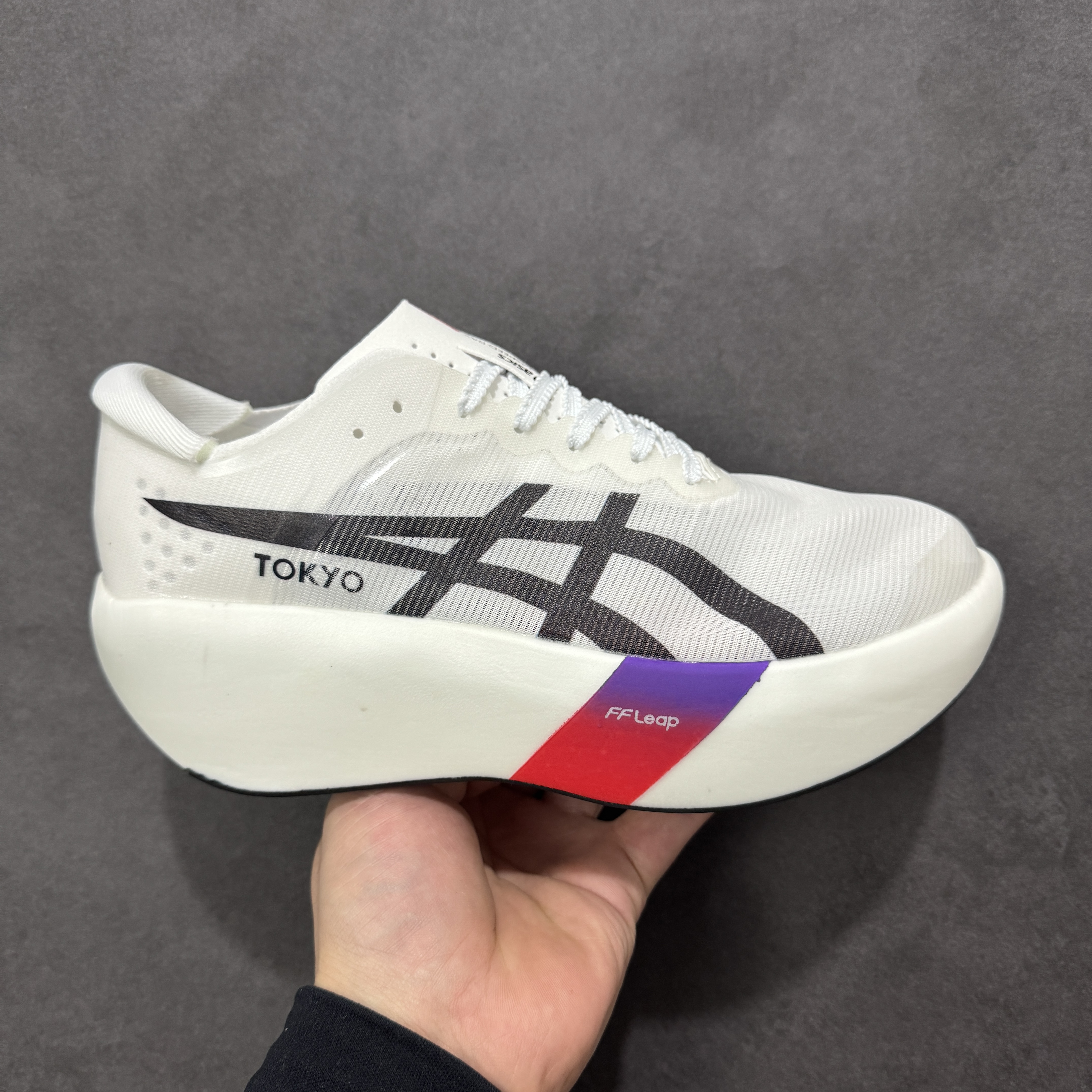 Asics Metaspeed Ray Tokyo 1013A176-100