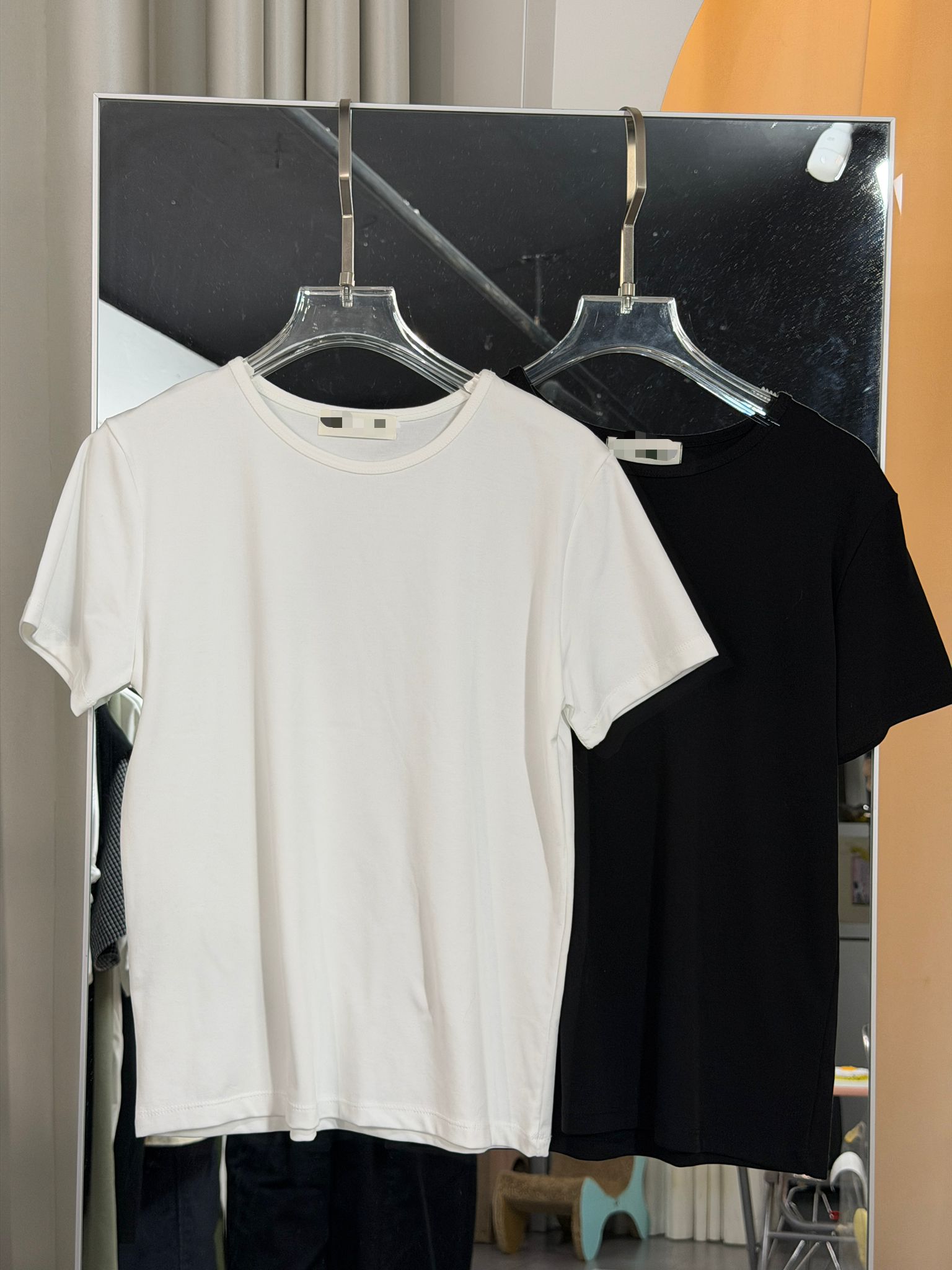 簡約純色短袖T恤