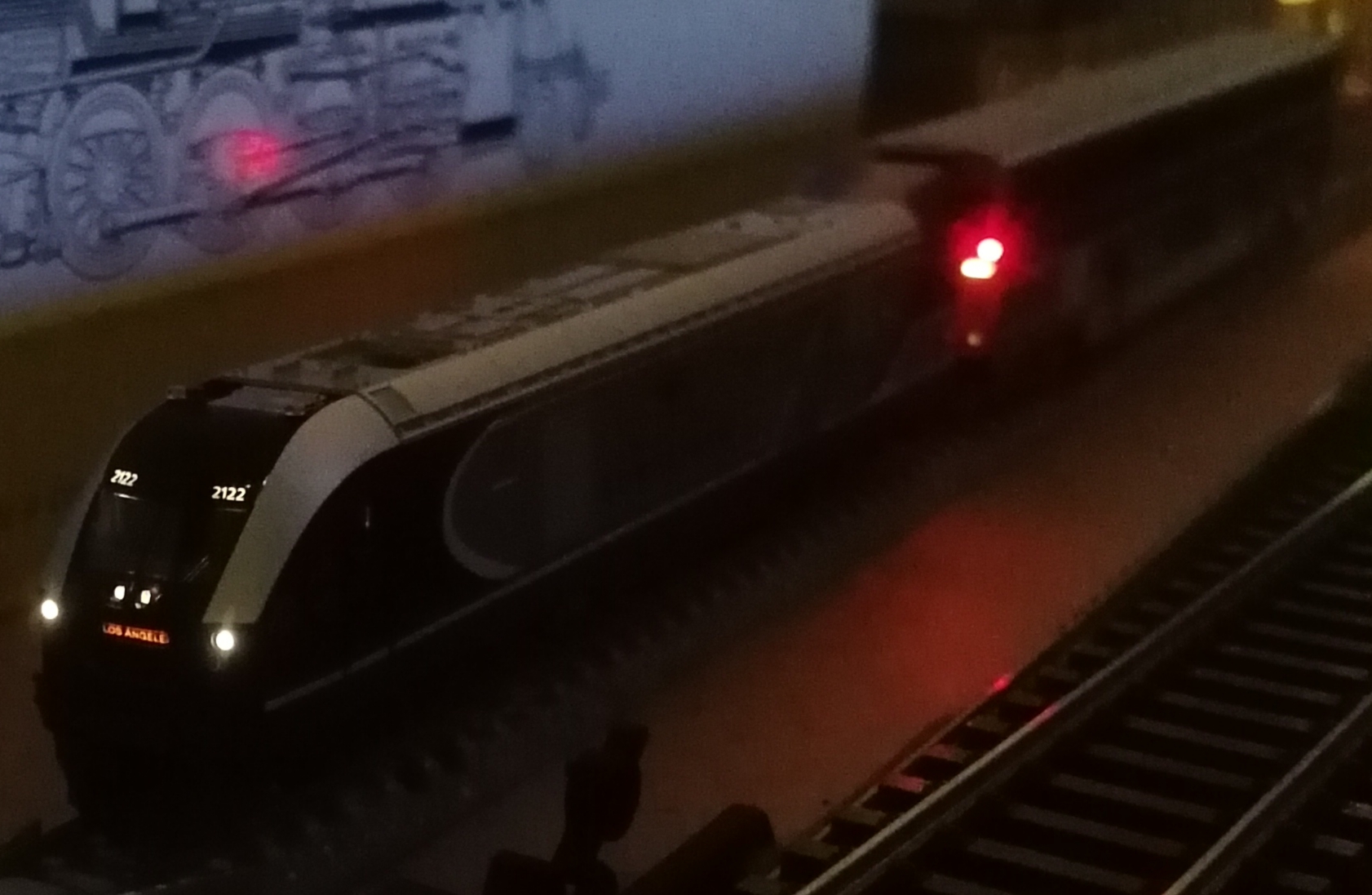 Kato 10-9001，SC44 Charger Amtrak Pacific Surfliner 動力火車頭加三客車卡套 DCC 數碼版本