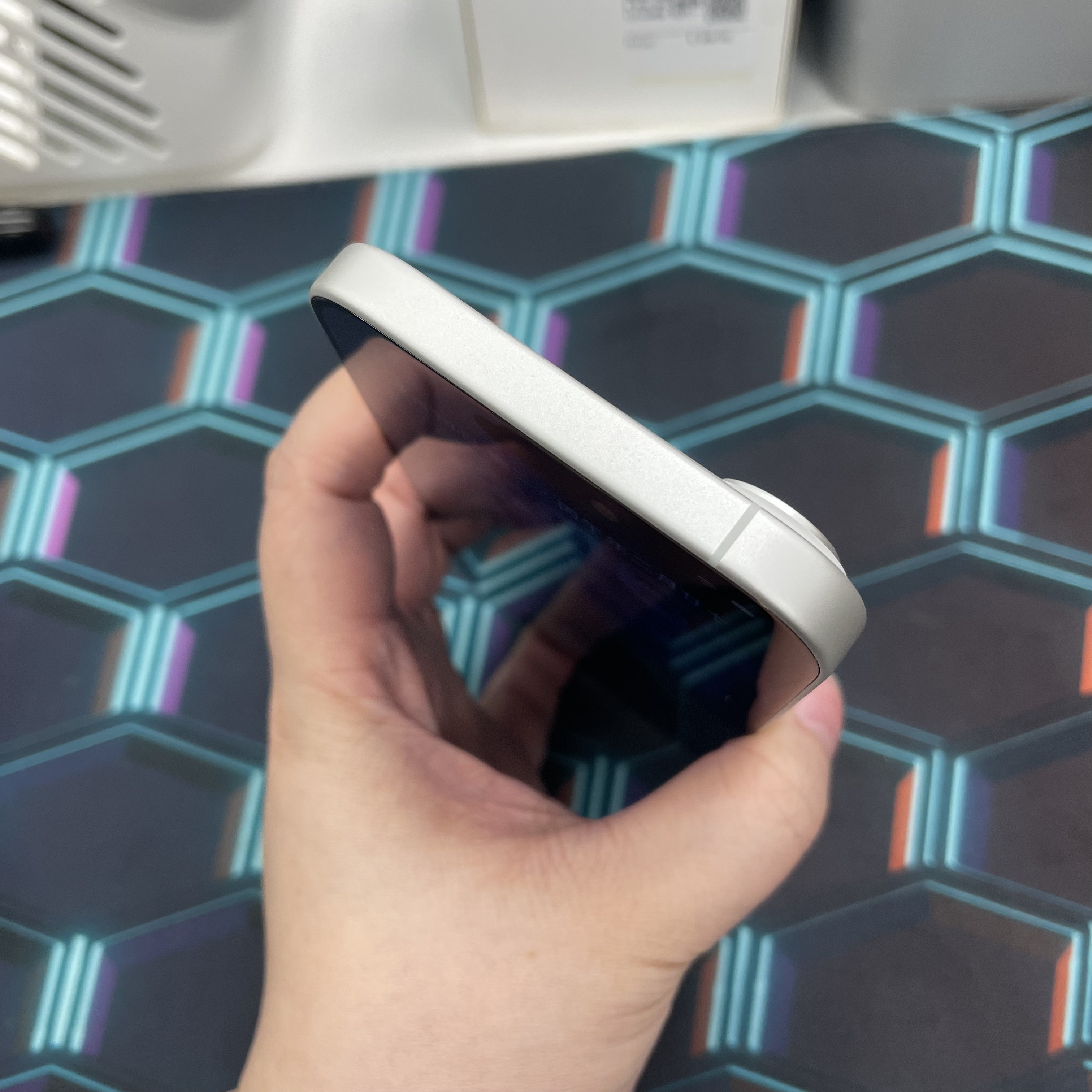 *6318 17 完美機 256GB 電100 白色 white