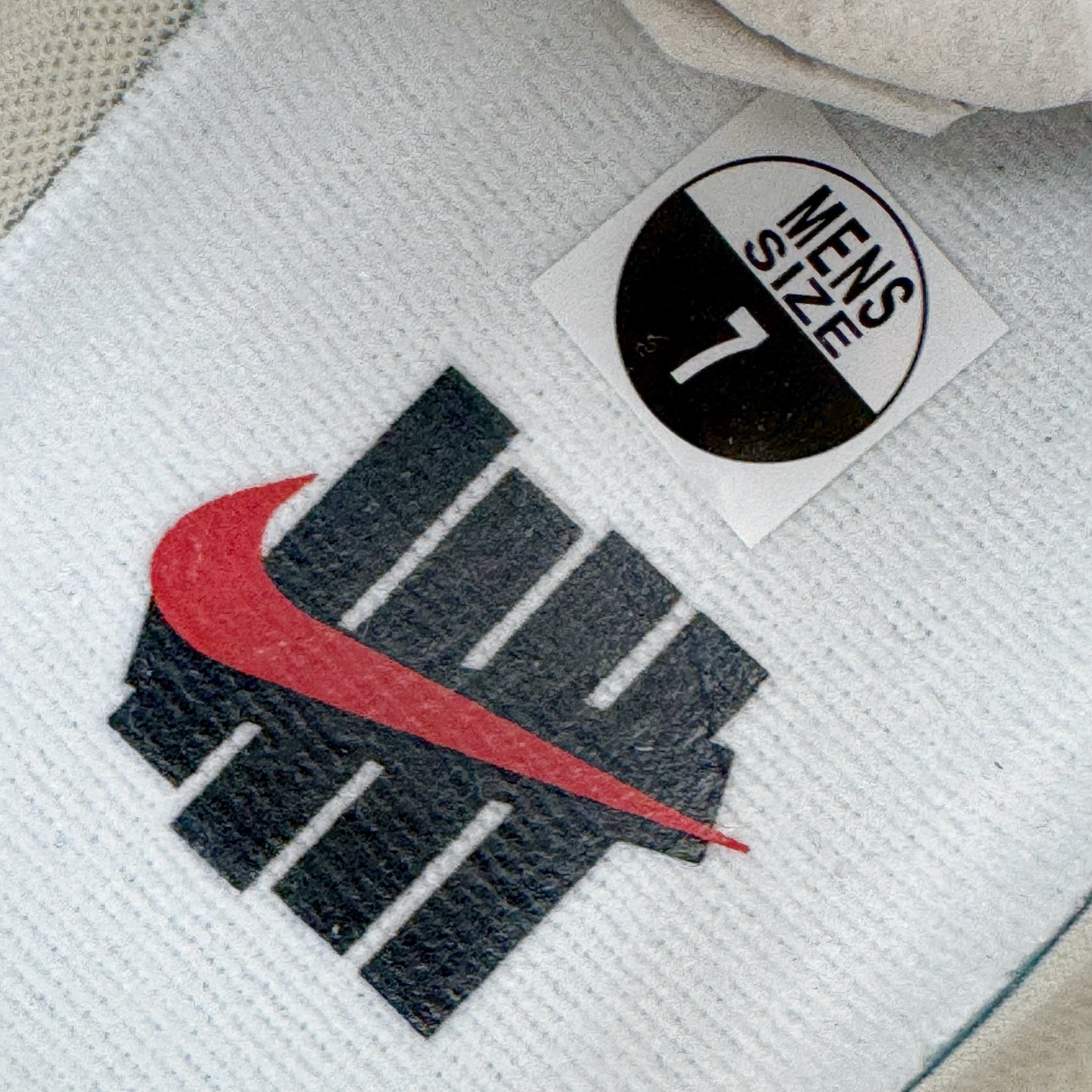 Undefeated x Nike Air Max 95 IB4523-100