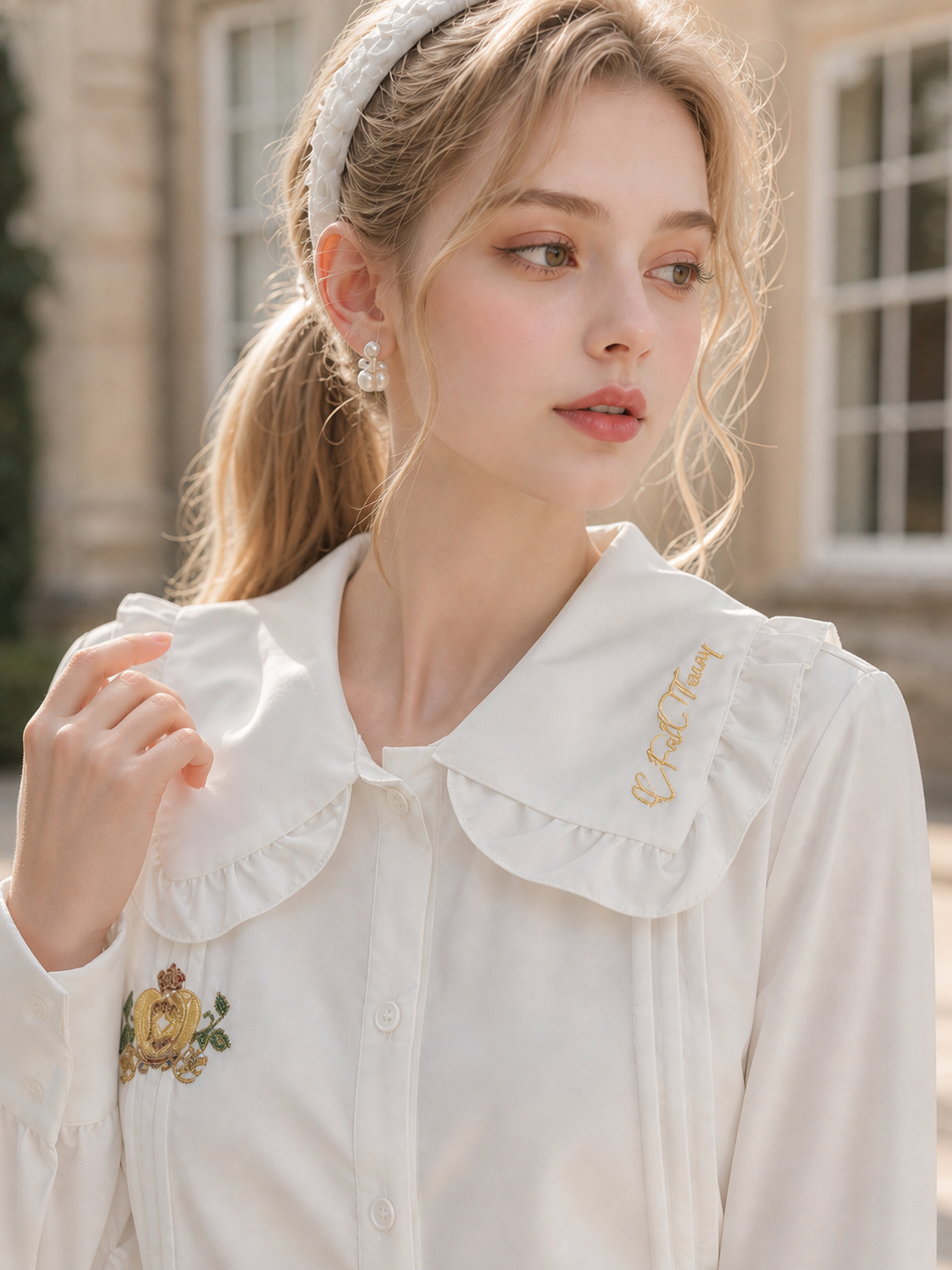 莊園的回憶錄 ∙ 典雅宮廷刺繡荷葉邊長袖襯衫  Manor Memoirs ∙ Elegant Royal Embroidered Ruffle Long Sleeve Blouse
