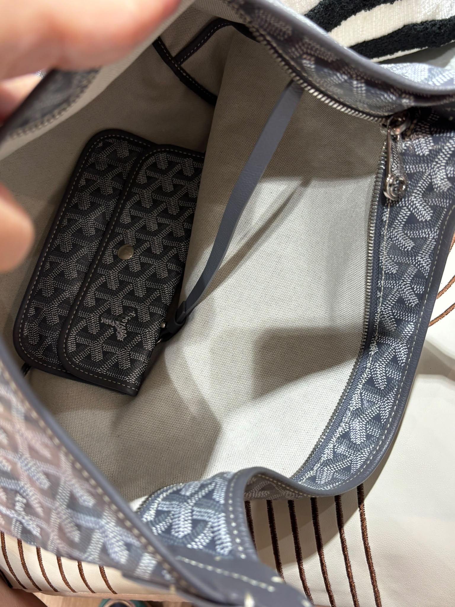 Goyard boheme hobo bag   100%Authentic, 98%New ✅Dust bag