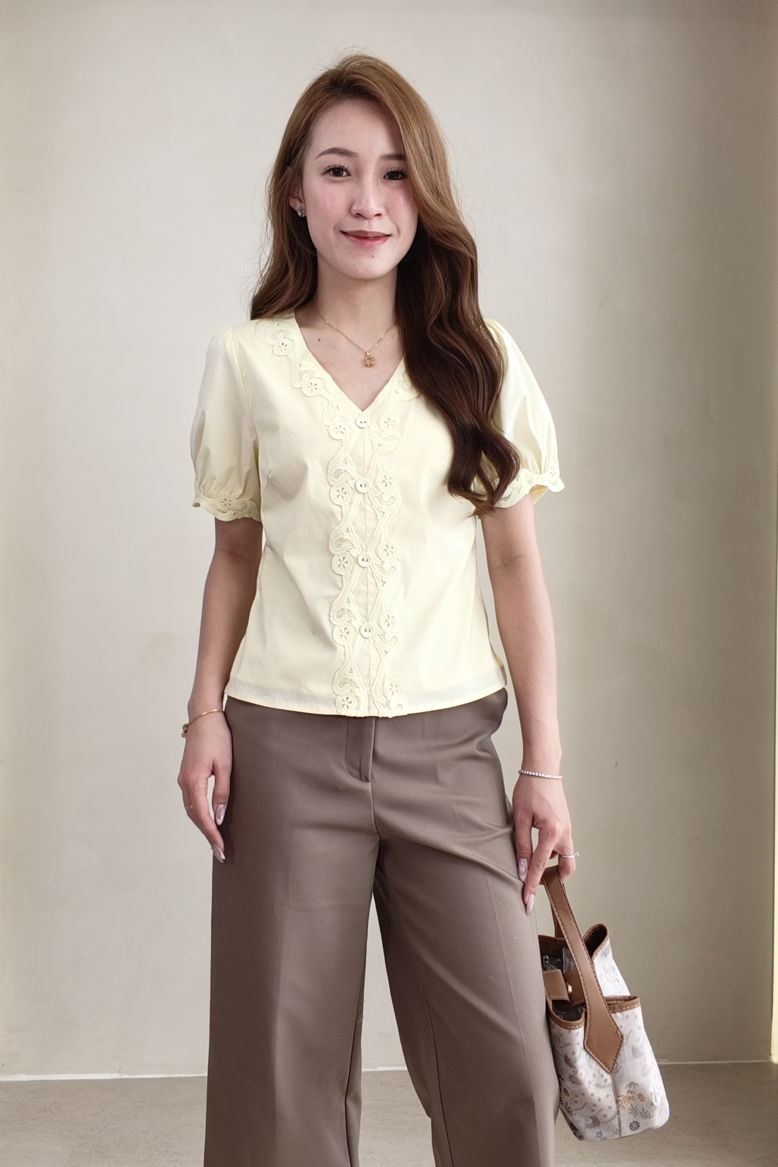 28030 Floral Lace Blouse