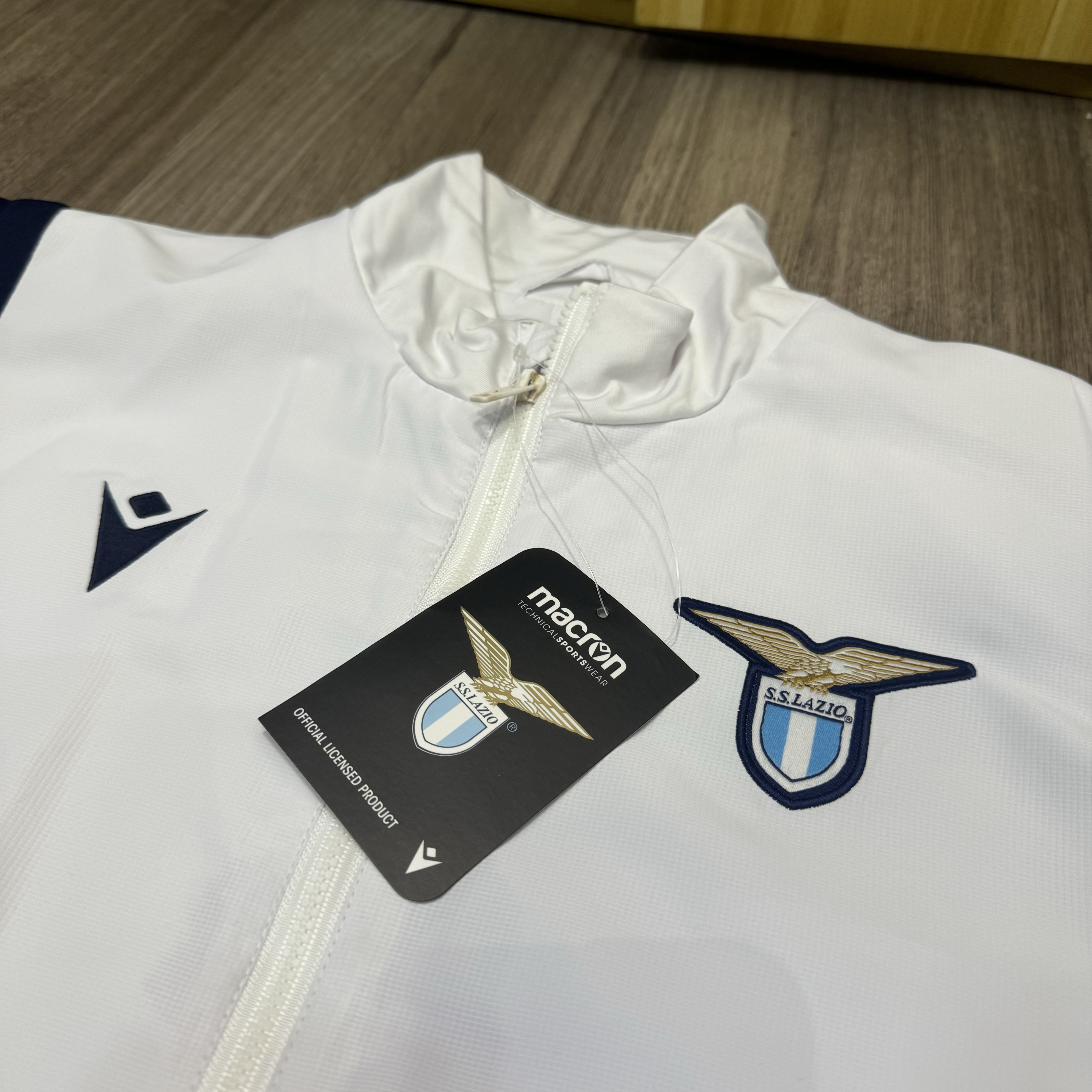 Lazio macron light jacket (Bnwt)
