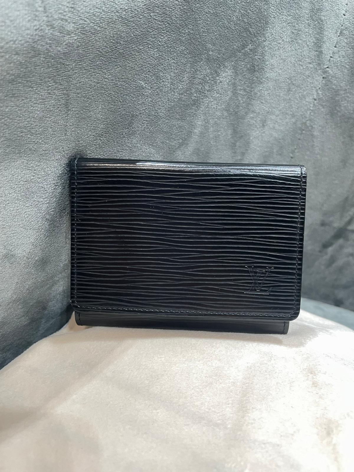 LV EPI card Holder Black 100%Authentic, 98%New