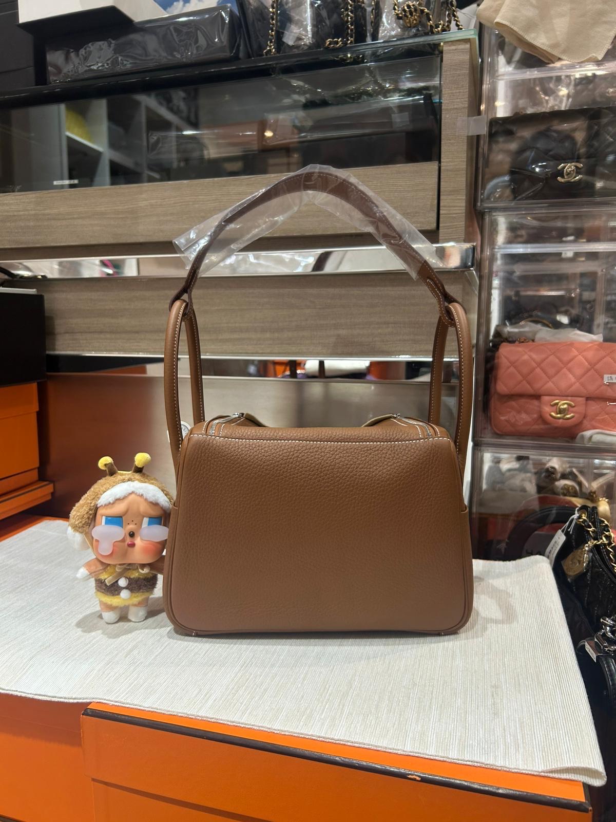 全新 Hermes Lindy 26,STAMP W, GOLD 100%Authentic,100%NEW 全新貨品 ✅收據✅dust bag ✅box