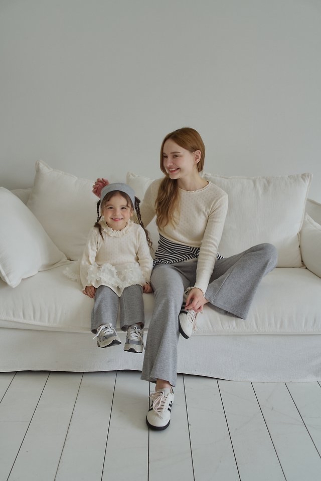 Momoann | Conity T( With Mom)