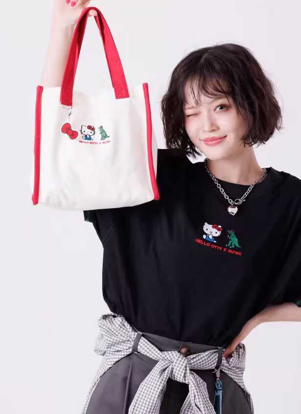 預訂 Hello Kitty 短袖Tee [貨號26A371]