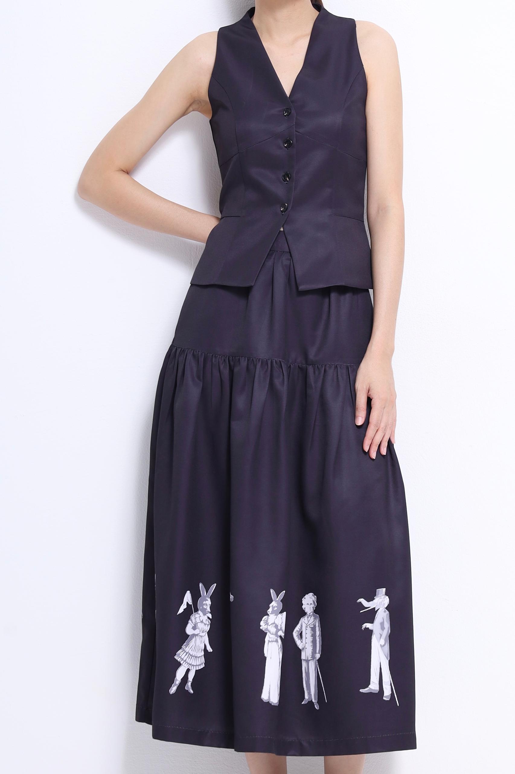 CB2704 FITTED V-NECK BUTTON VEST