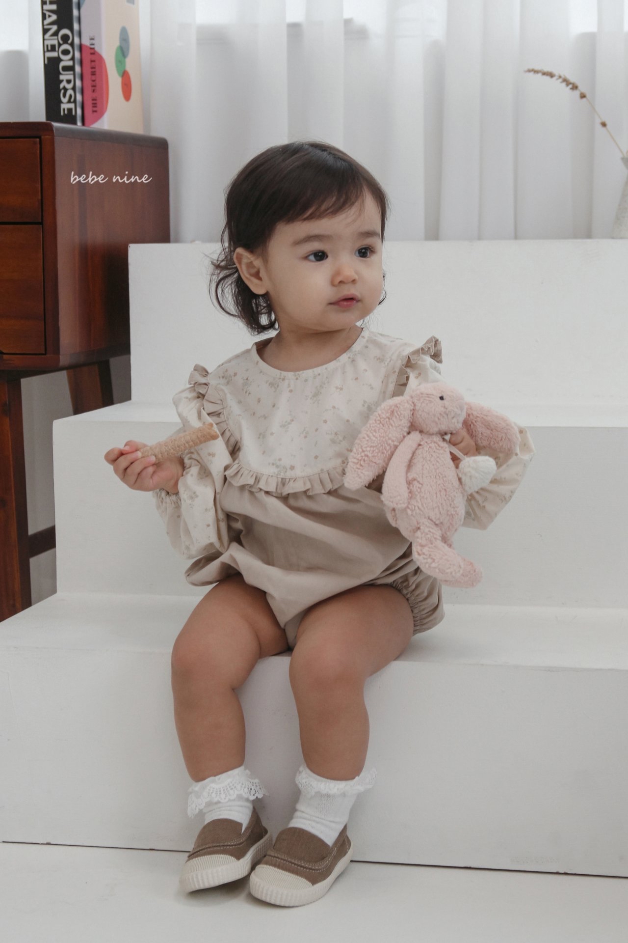 🌸預訂 韓國直送🌸🇰🇷Bebenine兩色碎花波點荷葉花邊闊領寬鬆長袖包屁衣