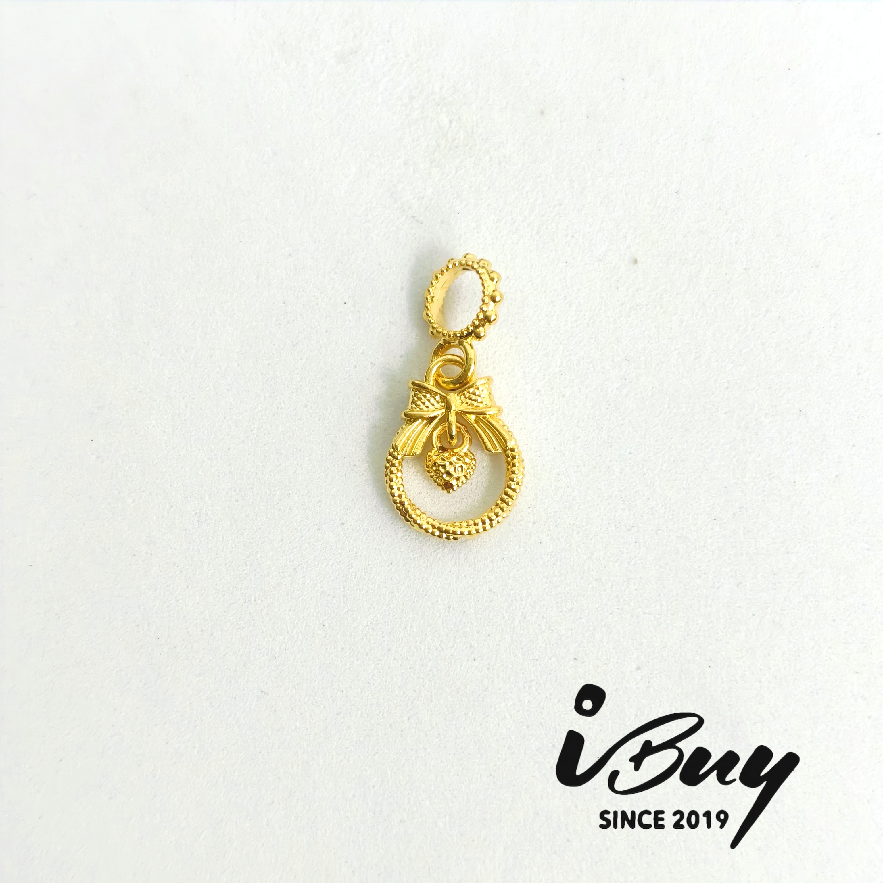 916 HARD GOLD BUTTERFLY & HEART PEACE BUCKLE CHARM BEAD 916 硬金 蝴蝶结平安扣+爱心