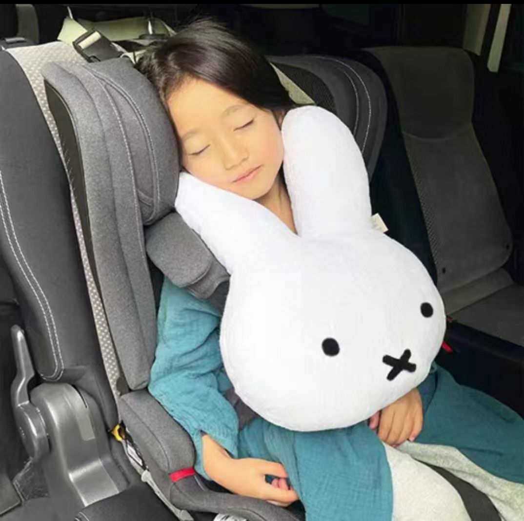 Miffy汽車/家用頸枕抱枕咕臣 - 1件 現貨
