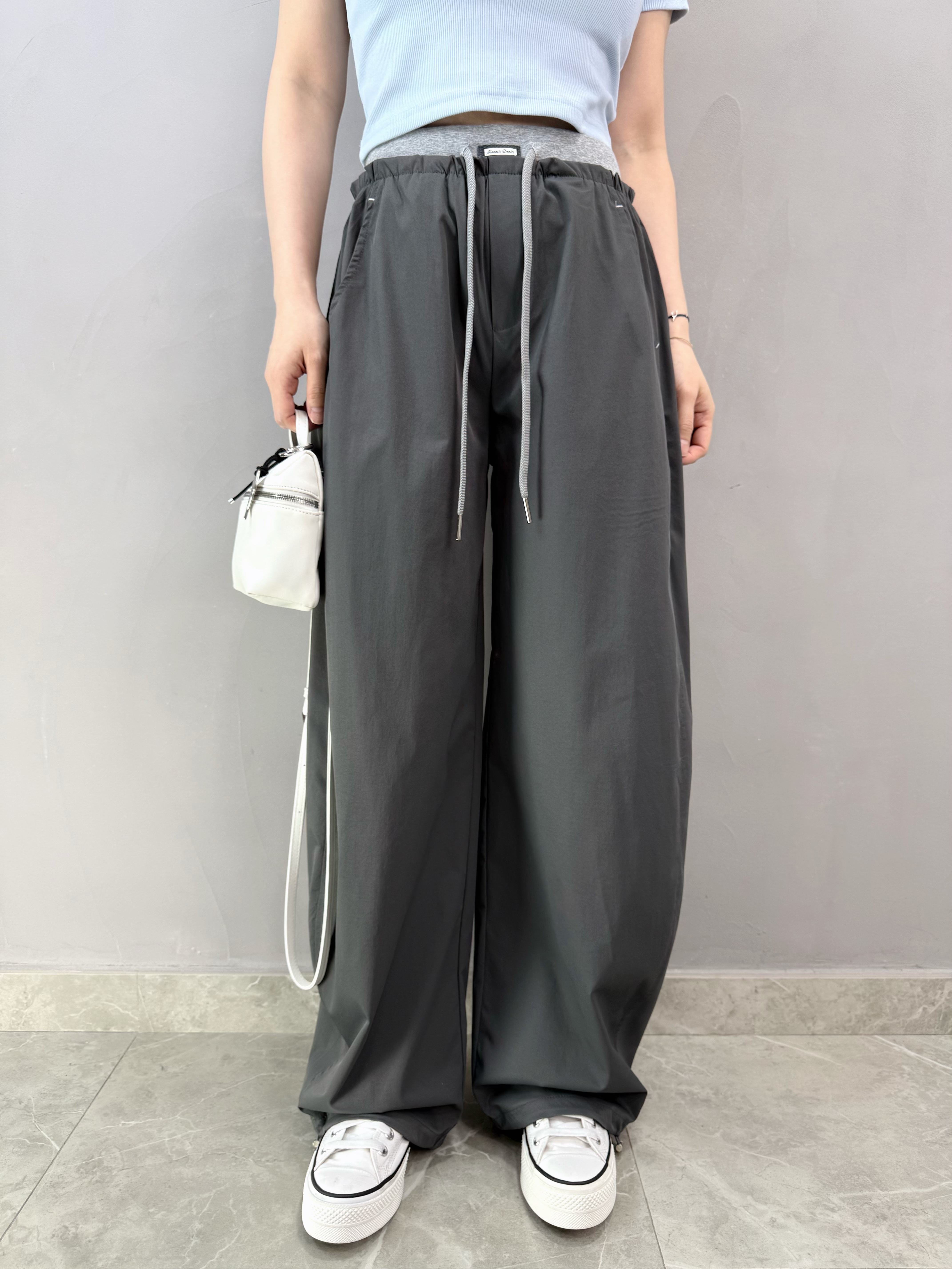 I84 拼色腰車章束乾褲