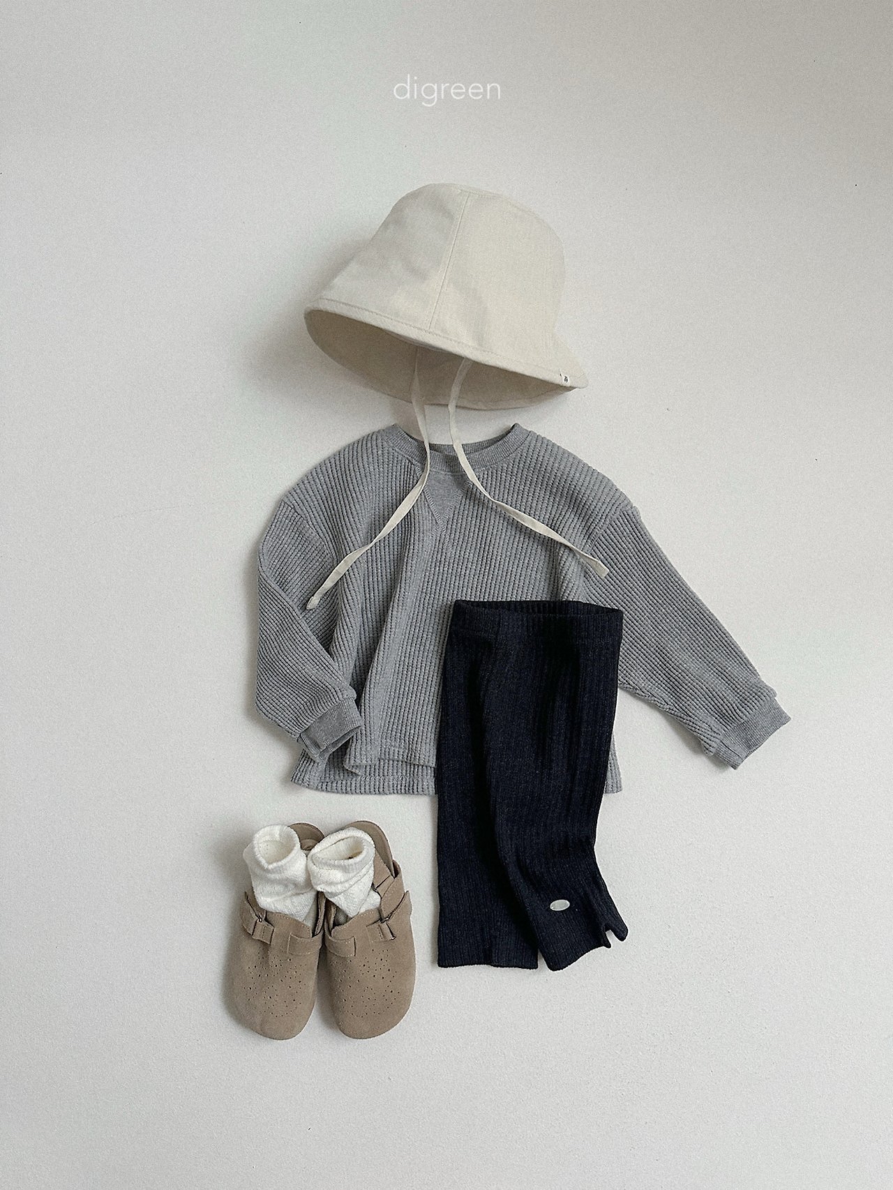 Digreen | rib capri leggings 