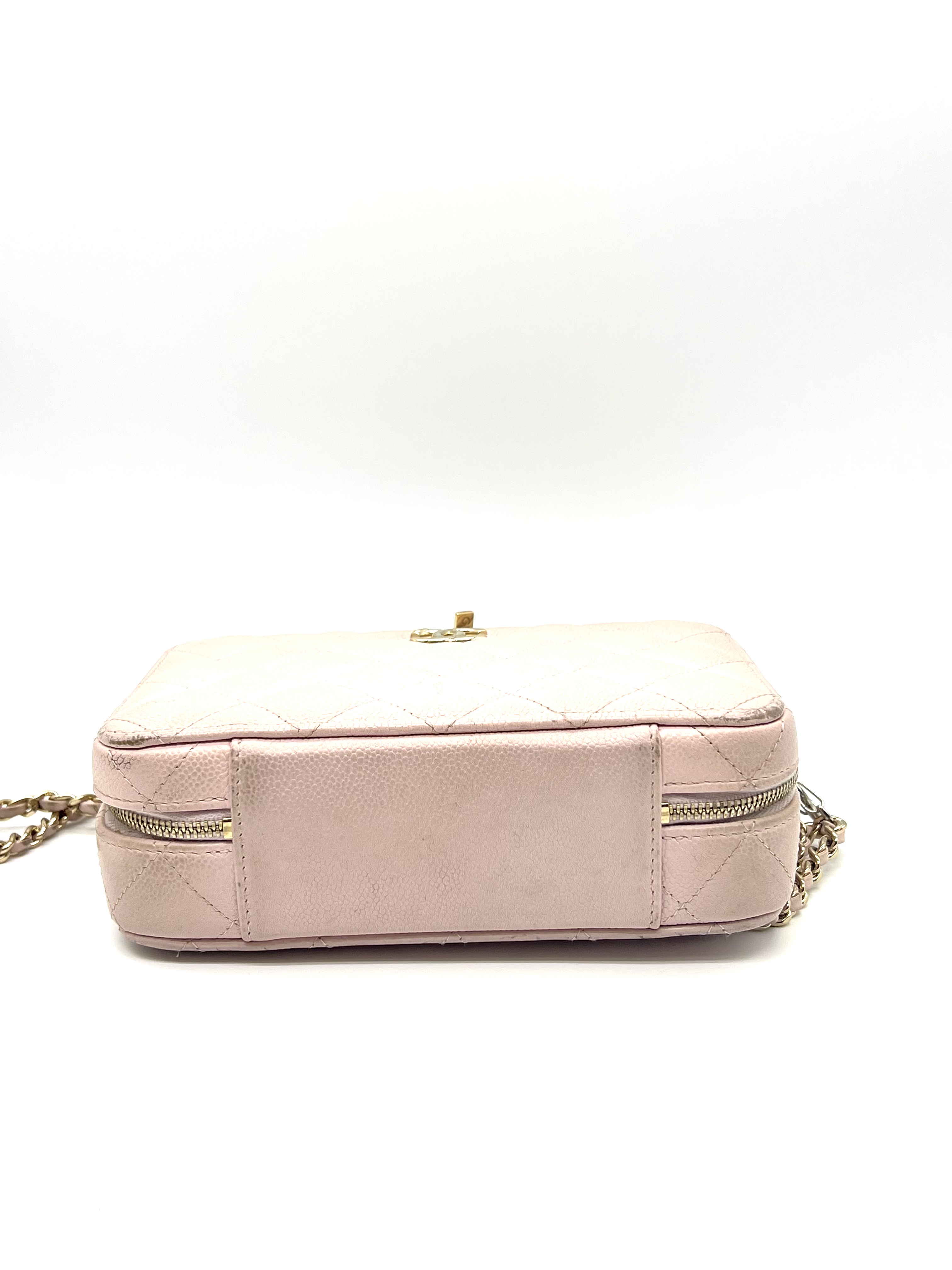 Pre-Owned CHANEL Top Handle Vanity Case Caviar Light Pink Gold Hardware / Product Code: 26041406