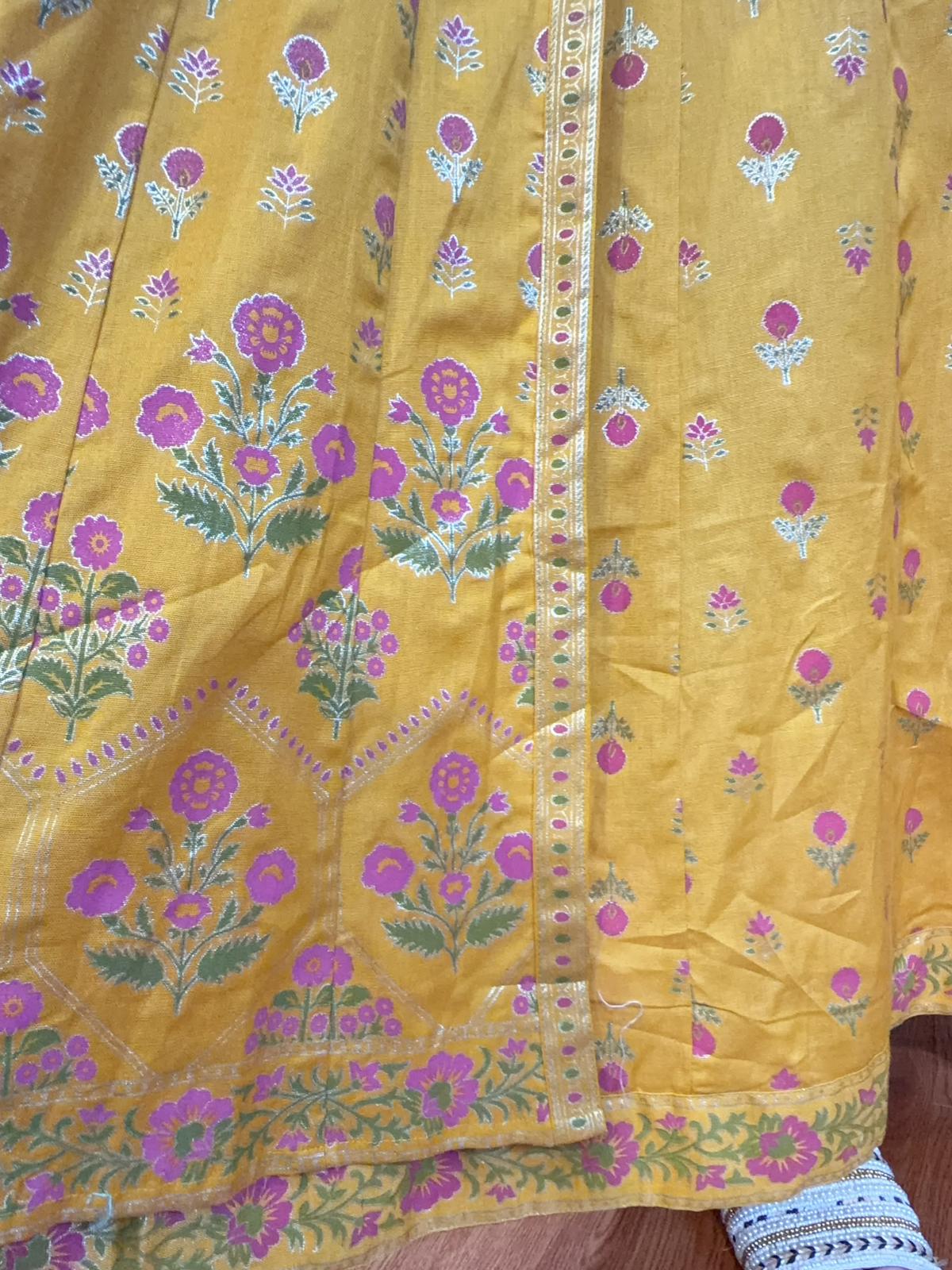 2169 Yellow OP Paisley Fake 2 Pieces OP 48"