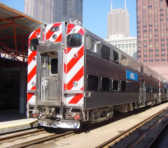 Kato 106-8703 Chicago METRA Gallery Bi-Level Commuter Train 3-Car Set
