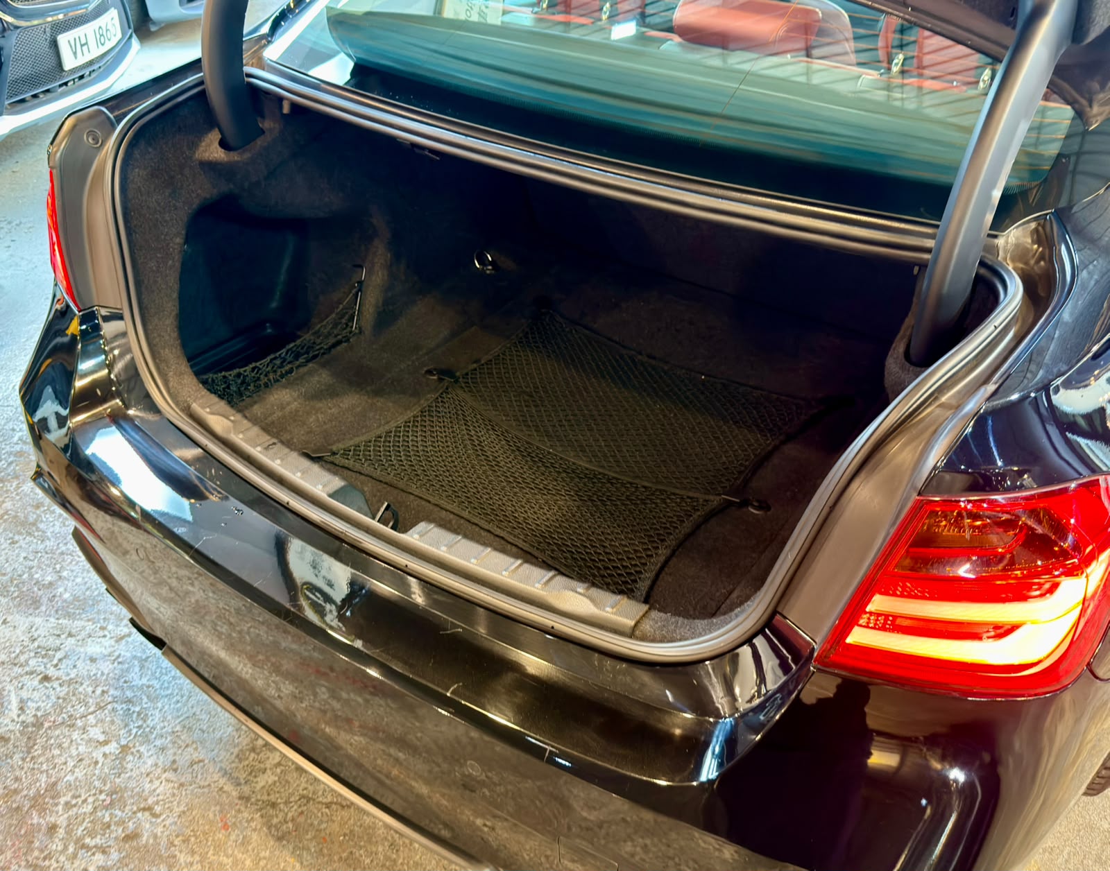B.M.W. 328i Saloon Sport (F30) 2012