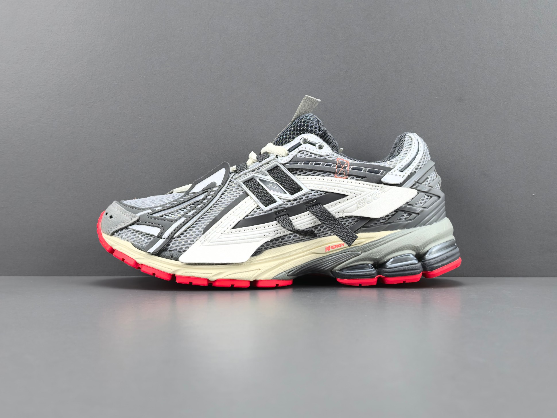 New Balance 1906A U1906AC