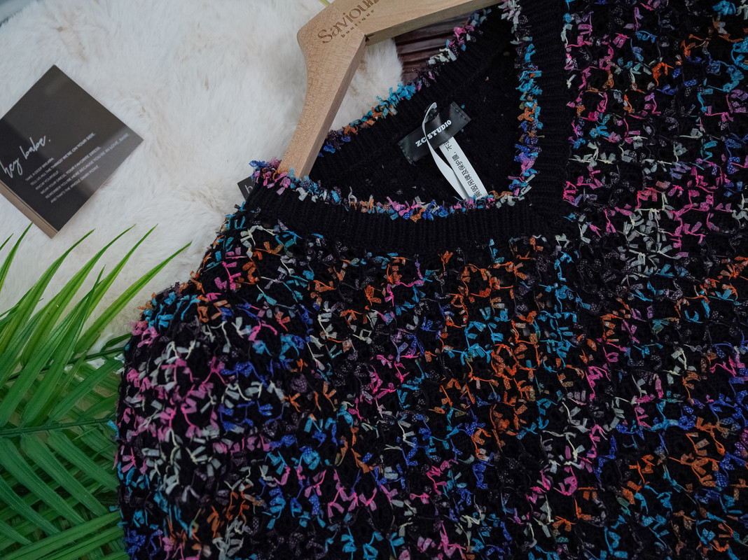 Multicolor Tweed-Inspired Puff Sleeve V-Neck Cropped Knit Top ‖ 彩色花呢编织V领泡泡袖短款针织上衣 KR019330