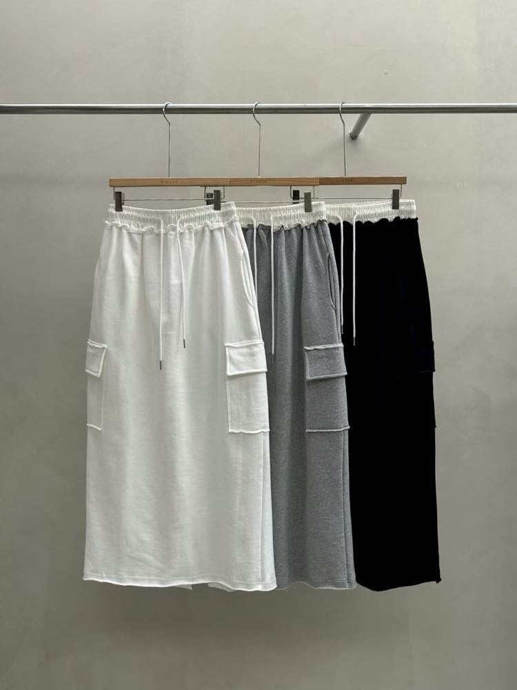 221054 拼色邊長裙