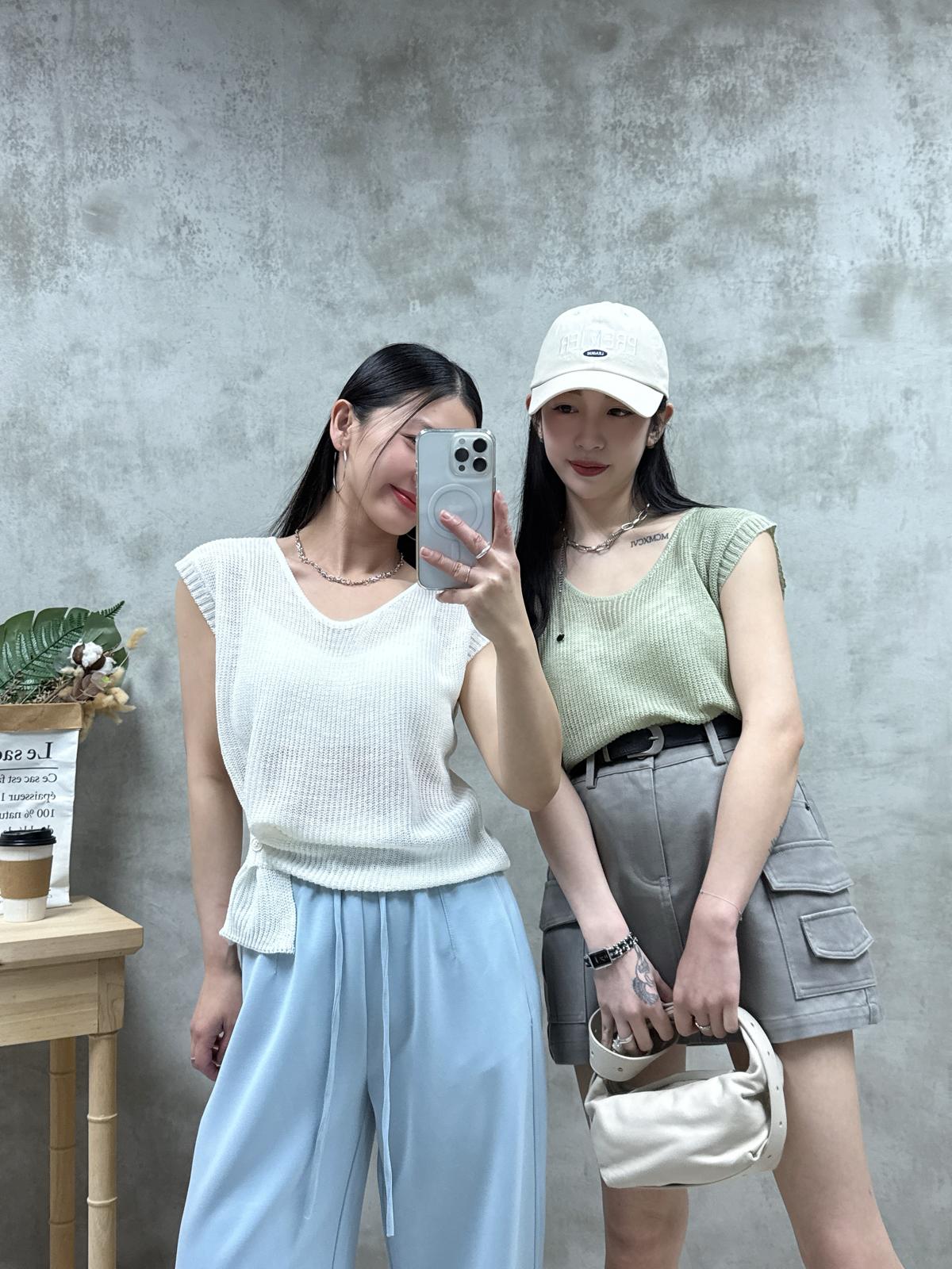 E04 V領側扣線Top