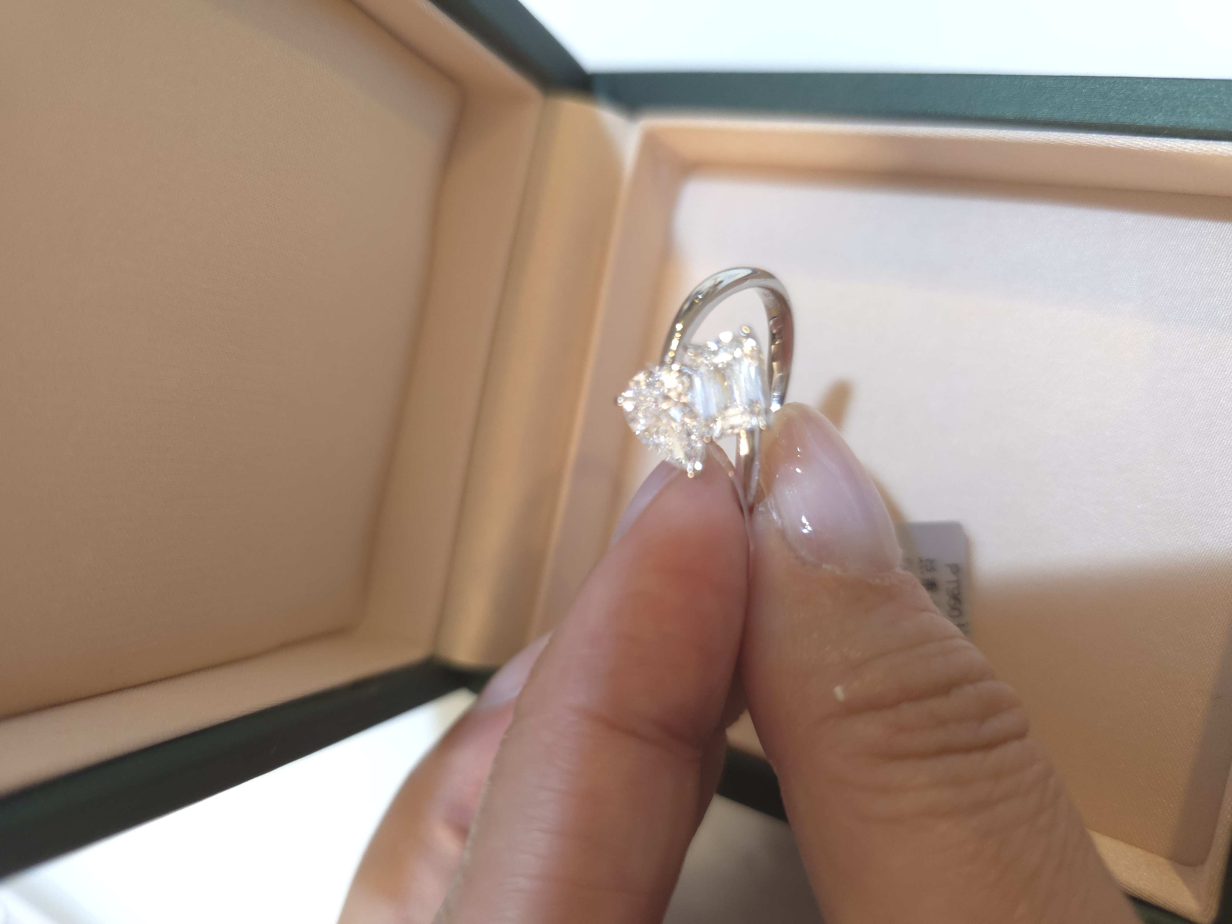 pt950 培育鑽石戒指 D1.009/1.038 G4.92 S14