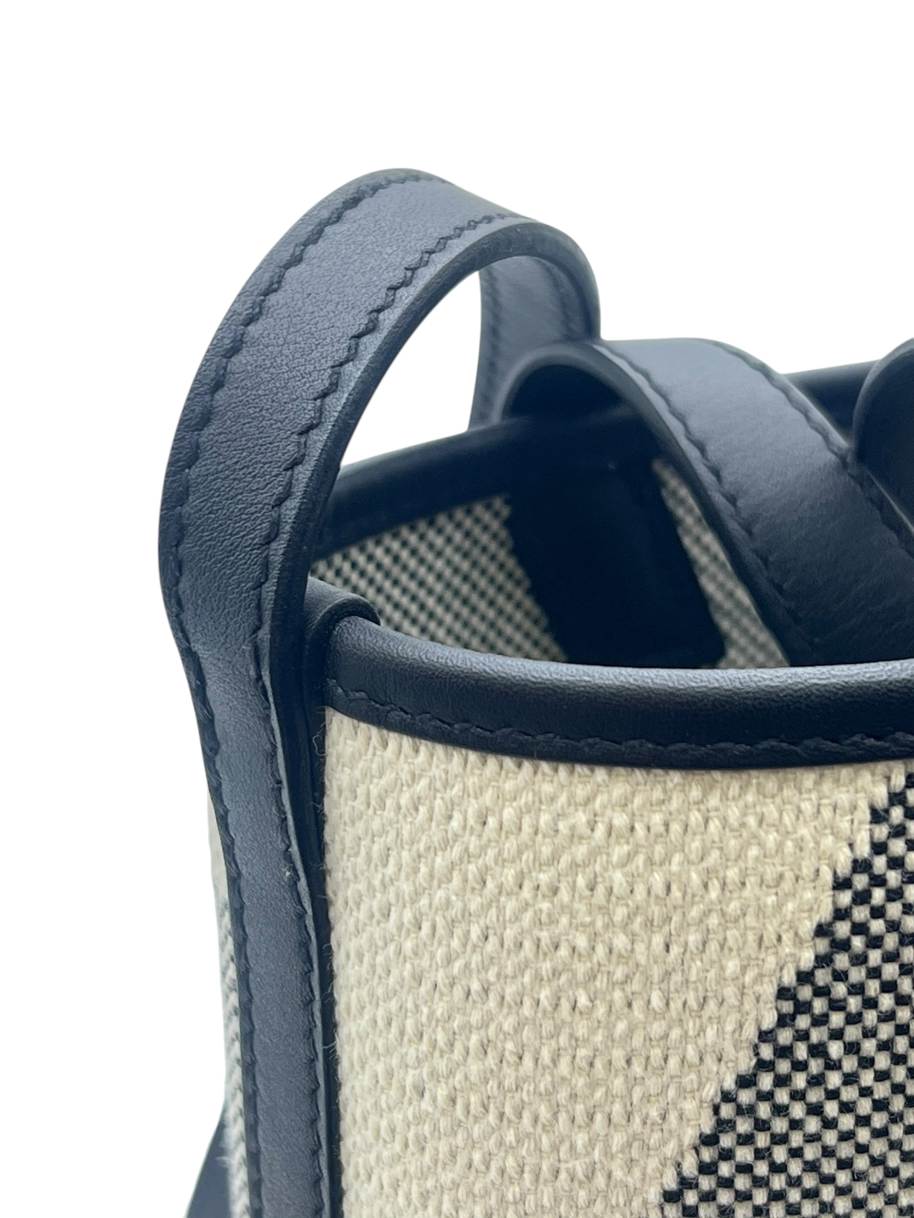Pre-Owned HERMÉS Tote Stamp Z / Product Code: 26060708