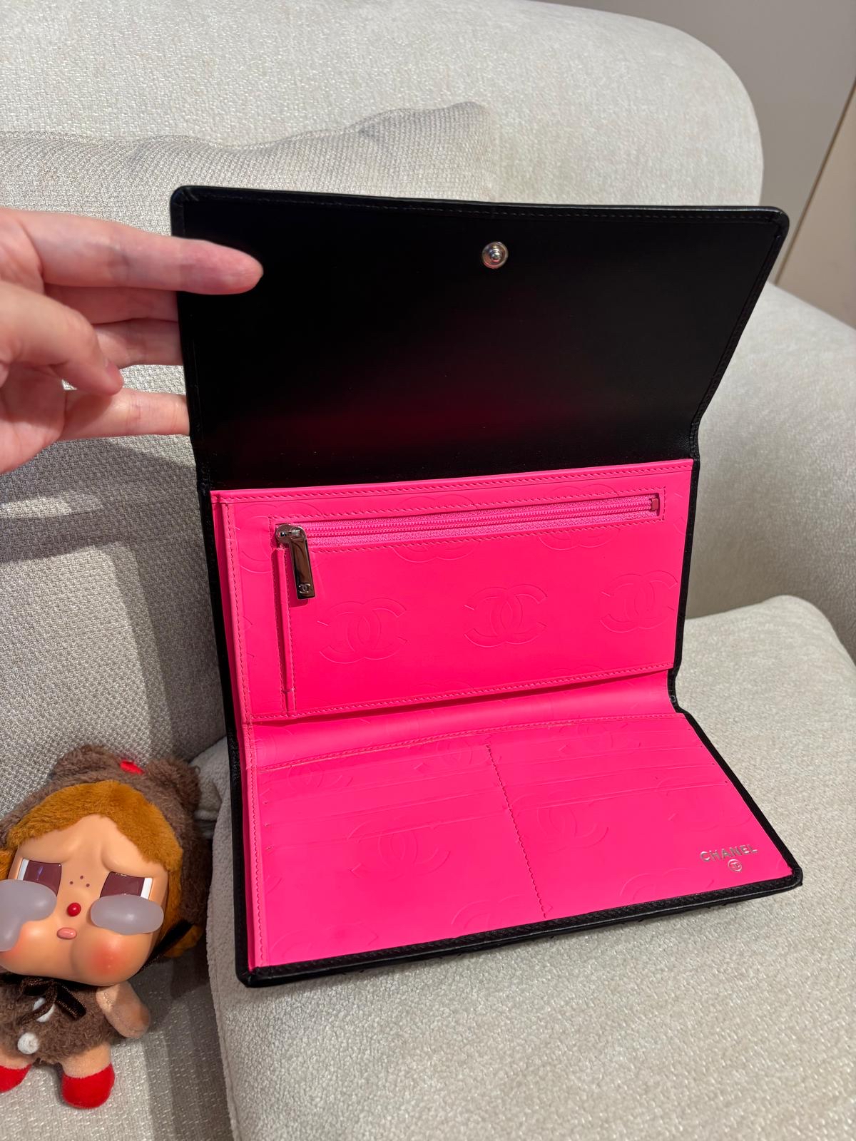 未使用品 Chanel cambon fold wallet calfskin 黑色牛皮絕版長銀包 100%Authentic, Unused ✅Card✅Box