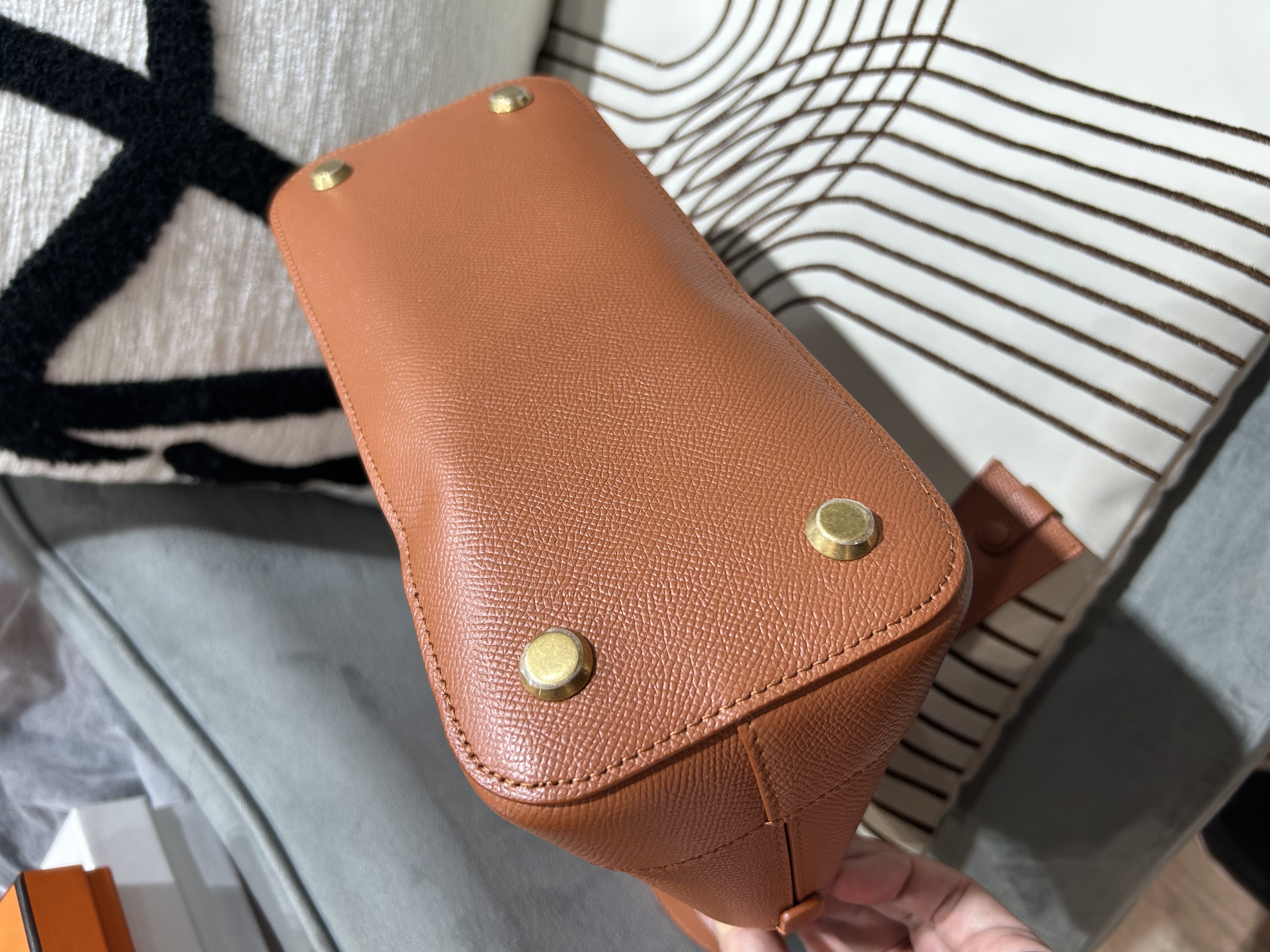 BALENCIAGA Ville Top Handle 2 way bag calfskin,100%Authentic,95%new 