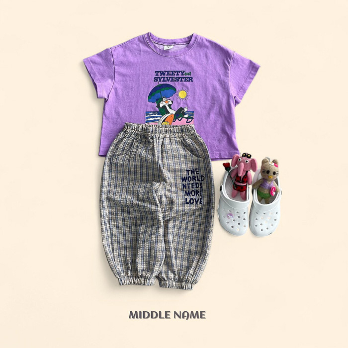 🇰🇷middle name tee