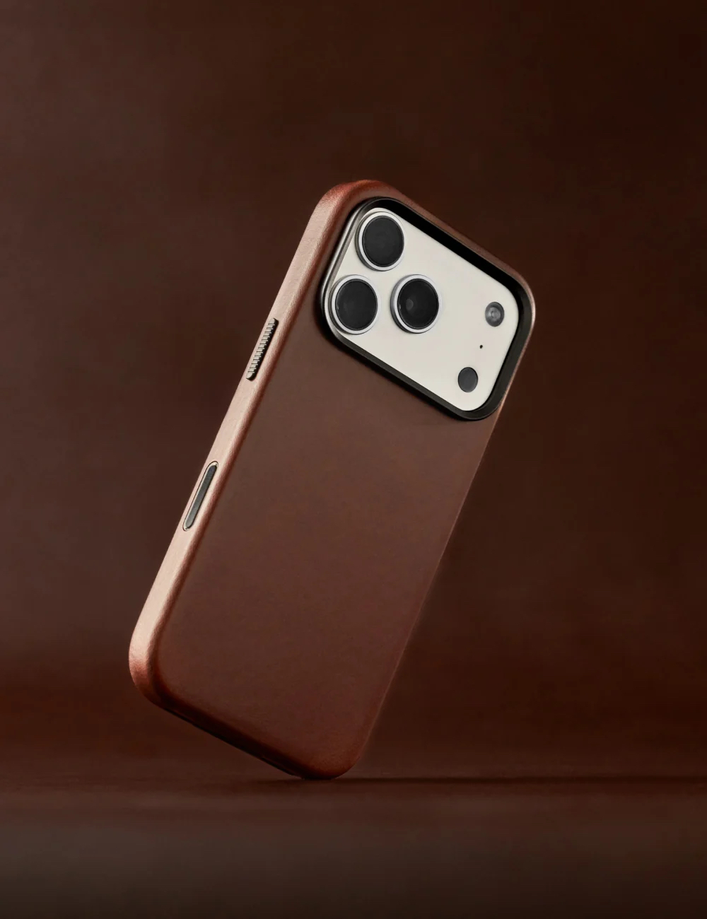 Nomad (Horween)Traditional Leather Case For iPhone18/17Pro 系列