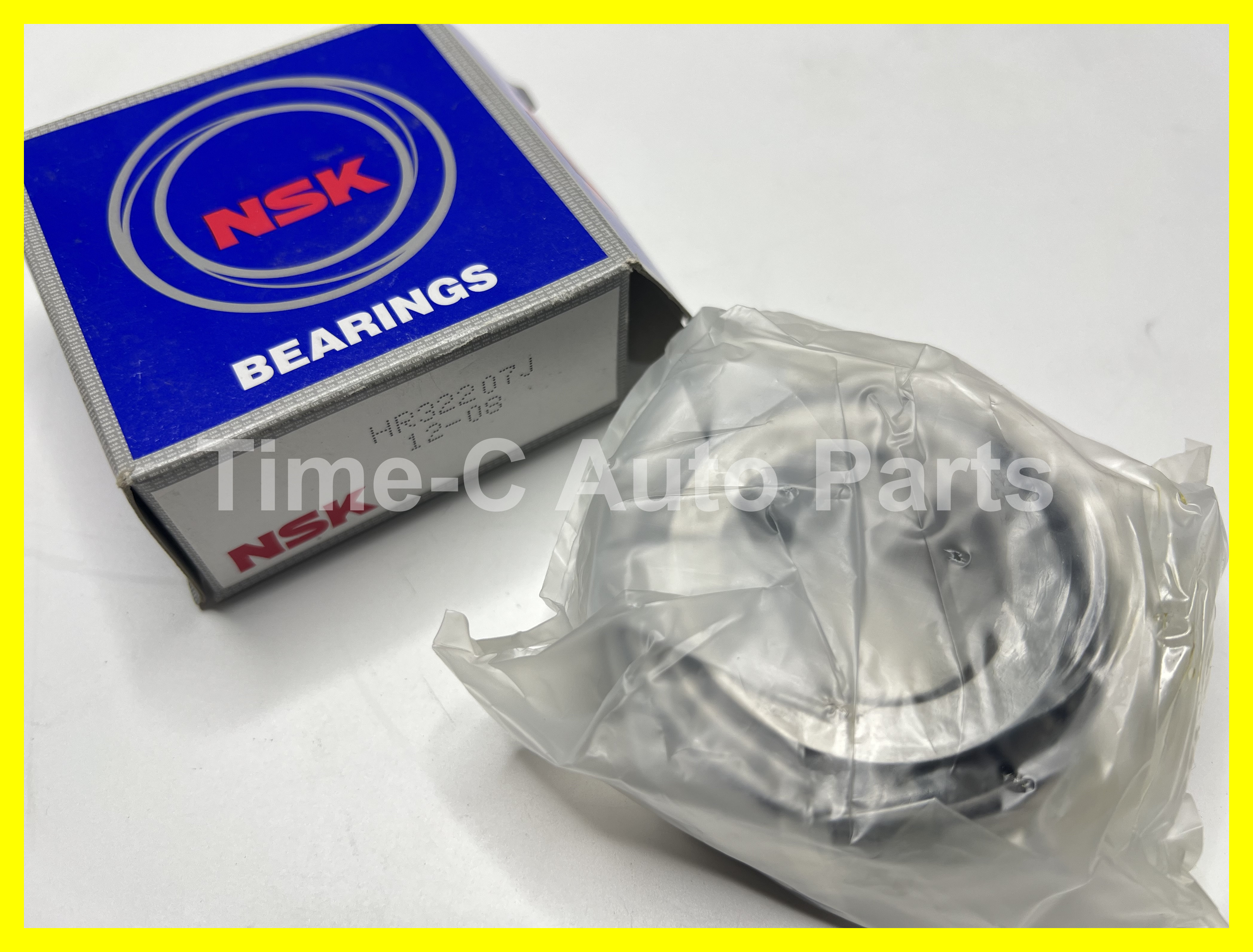 NSK/KOYO/NTN - Toyota Hilux / Nissan Patrol 前輪軸承 32207