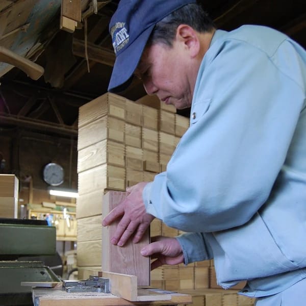 🔥🔥【日本製《小柳產業》木製鰹魚刨刀】