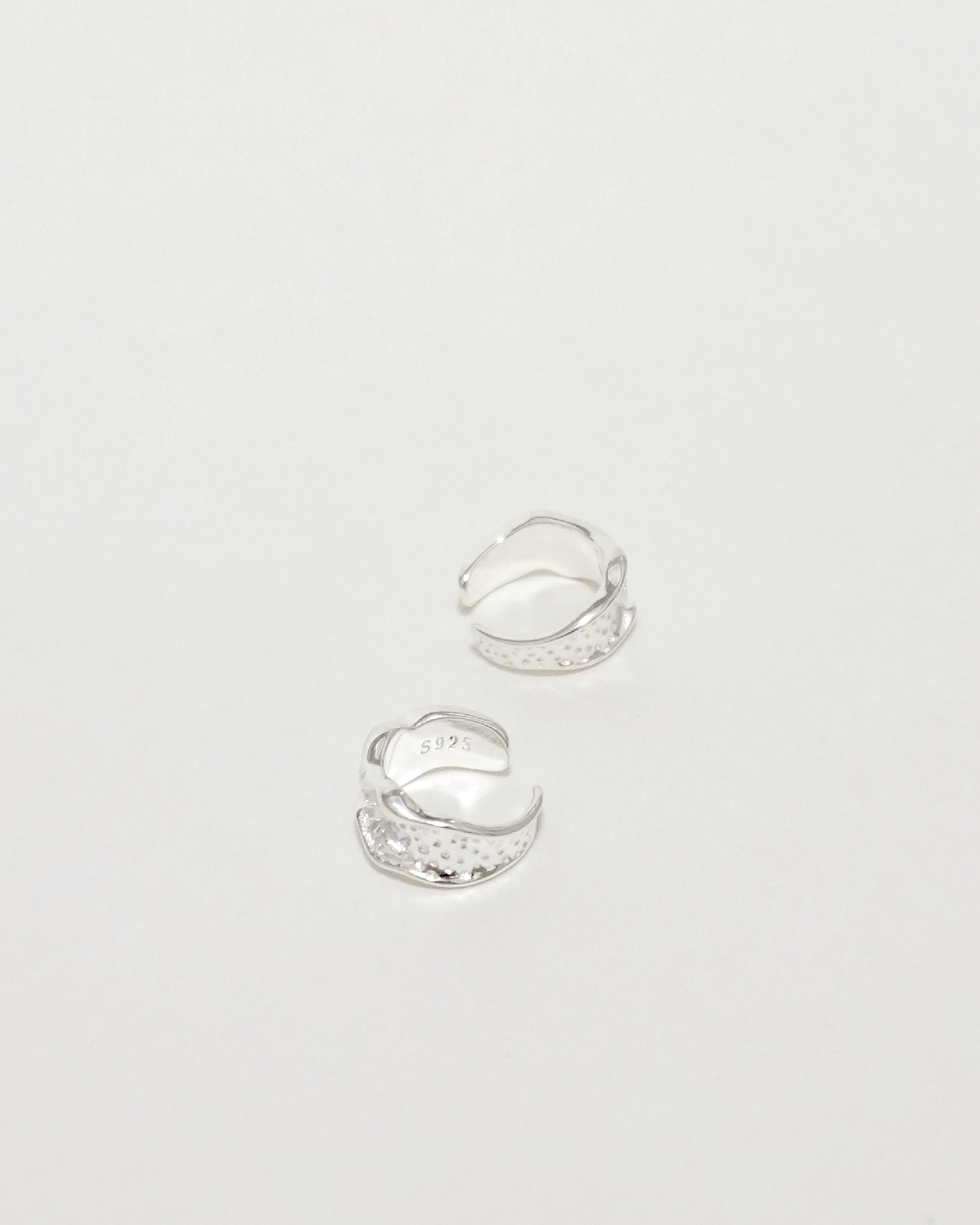 Rippled Moon Ear Cuff