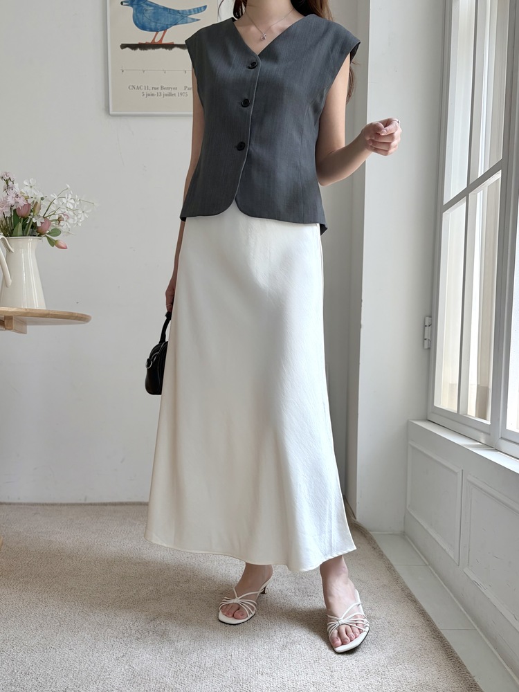 Signature Linen Blend Vest (Charcoal)