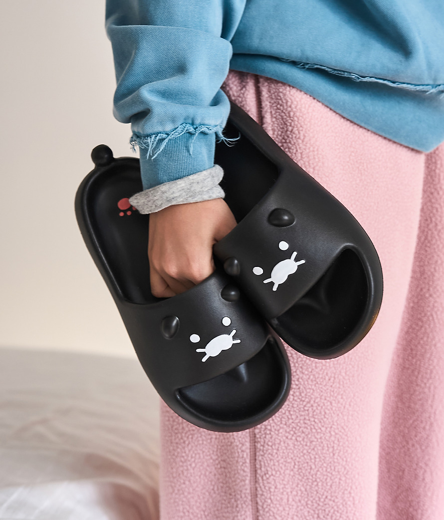 黑色 拖鞋_Ryan 春植