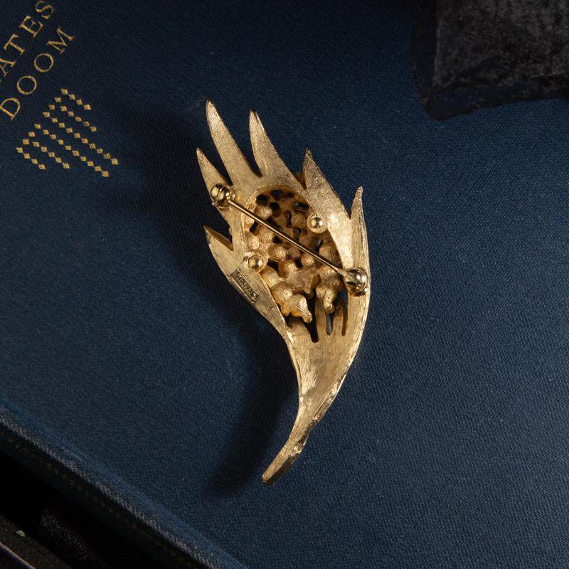 Crown Trifari Sparkling Rhinestone Brushed Gold Tone Flower Brooch (MN213)