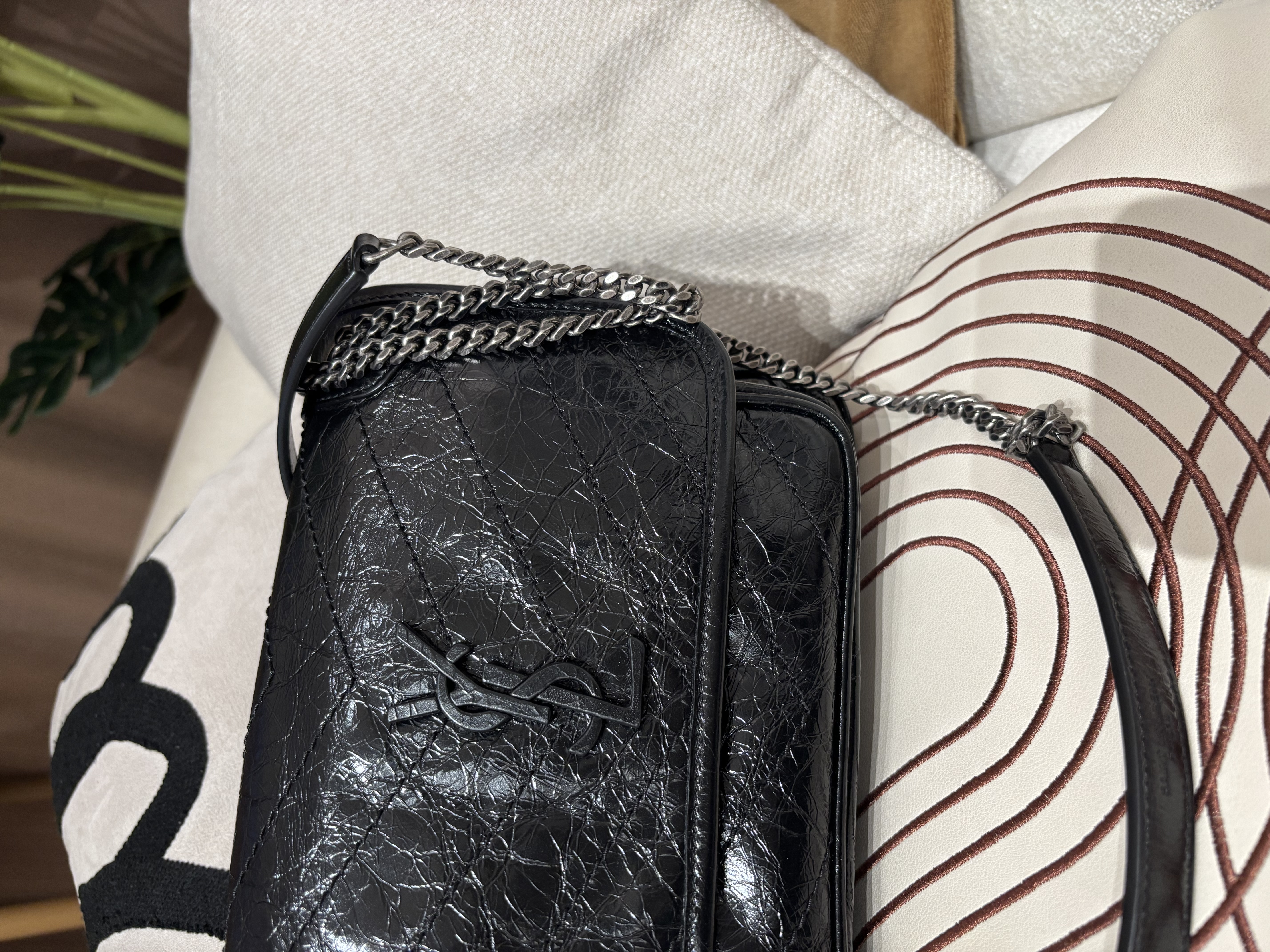 Saint laurent Niki baby ysl niki calfskin 100%Authentic,98%new ✅certificate ✅dust bag  