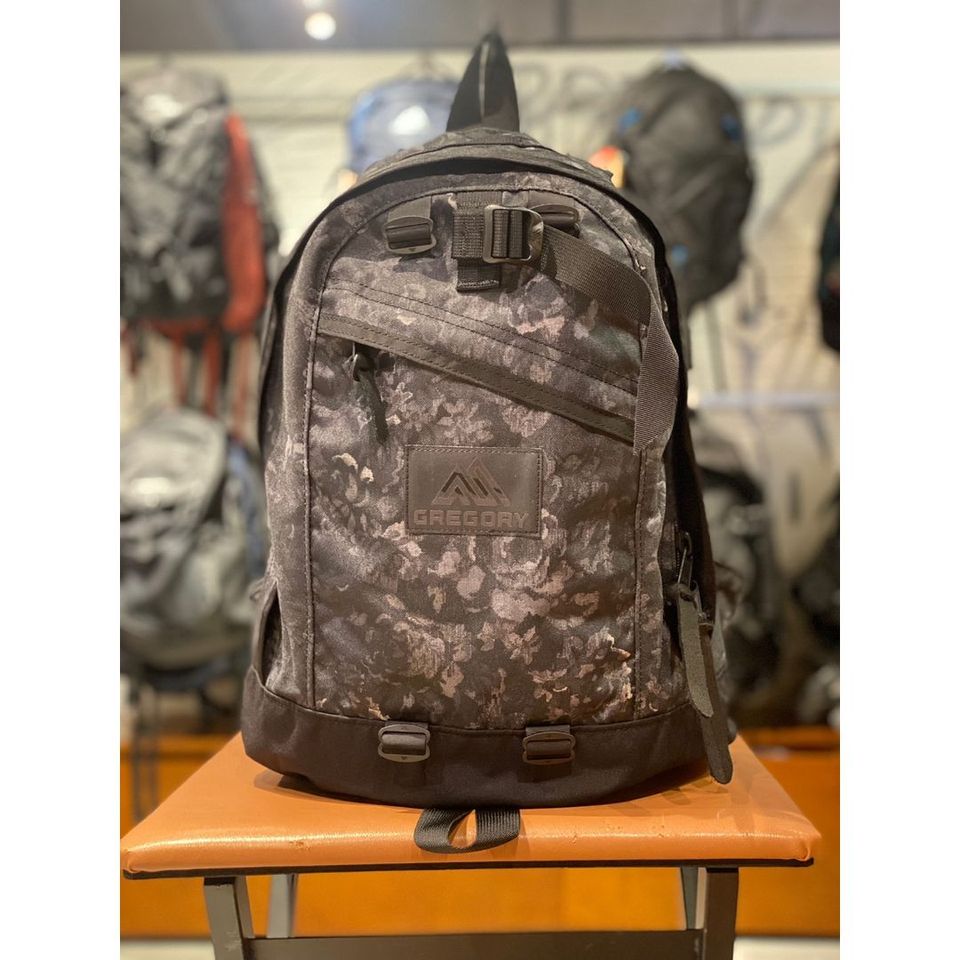 【現貨】GREGORY FINE DAY V2 BLACK TAPESTRY 黑花18L【現貨36小時內寄出】