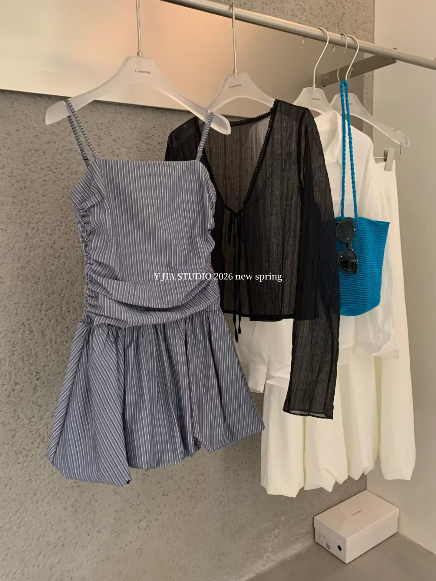 1772 Muse's Realm of Muses Two-Piece set 缪斯之境蓝条纹花苞裙套装 