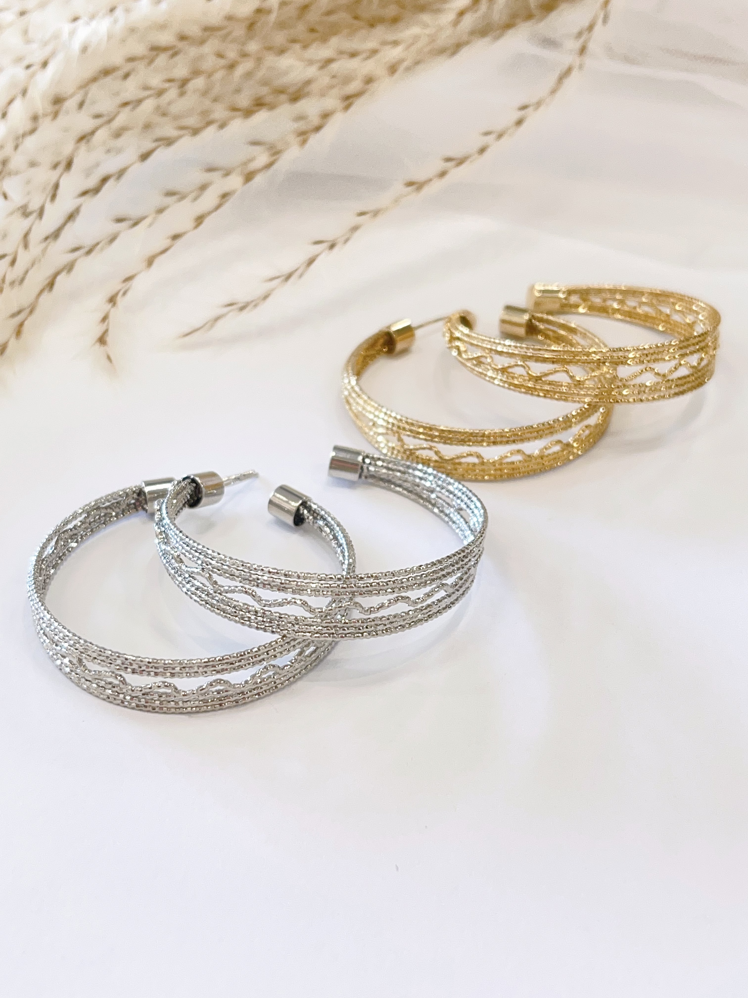 中间小波浪设计C字耳环