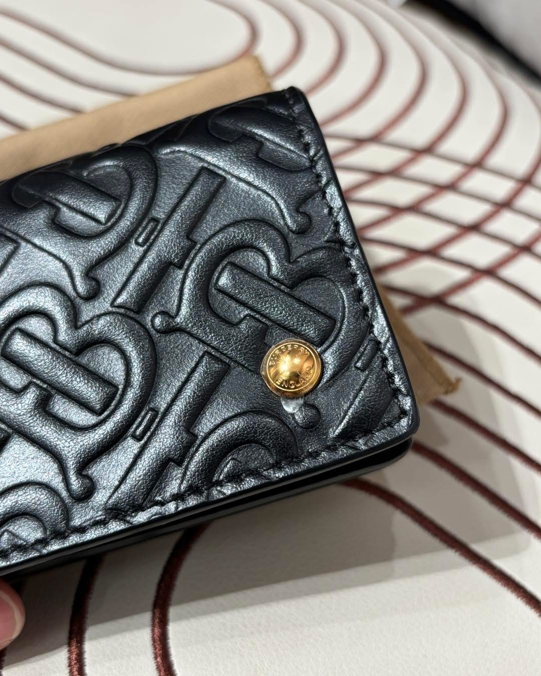 Burberry TB Card Case 黑色小牛皮 100%Authentic,unused✅dust bag