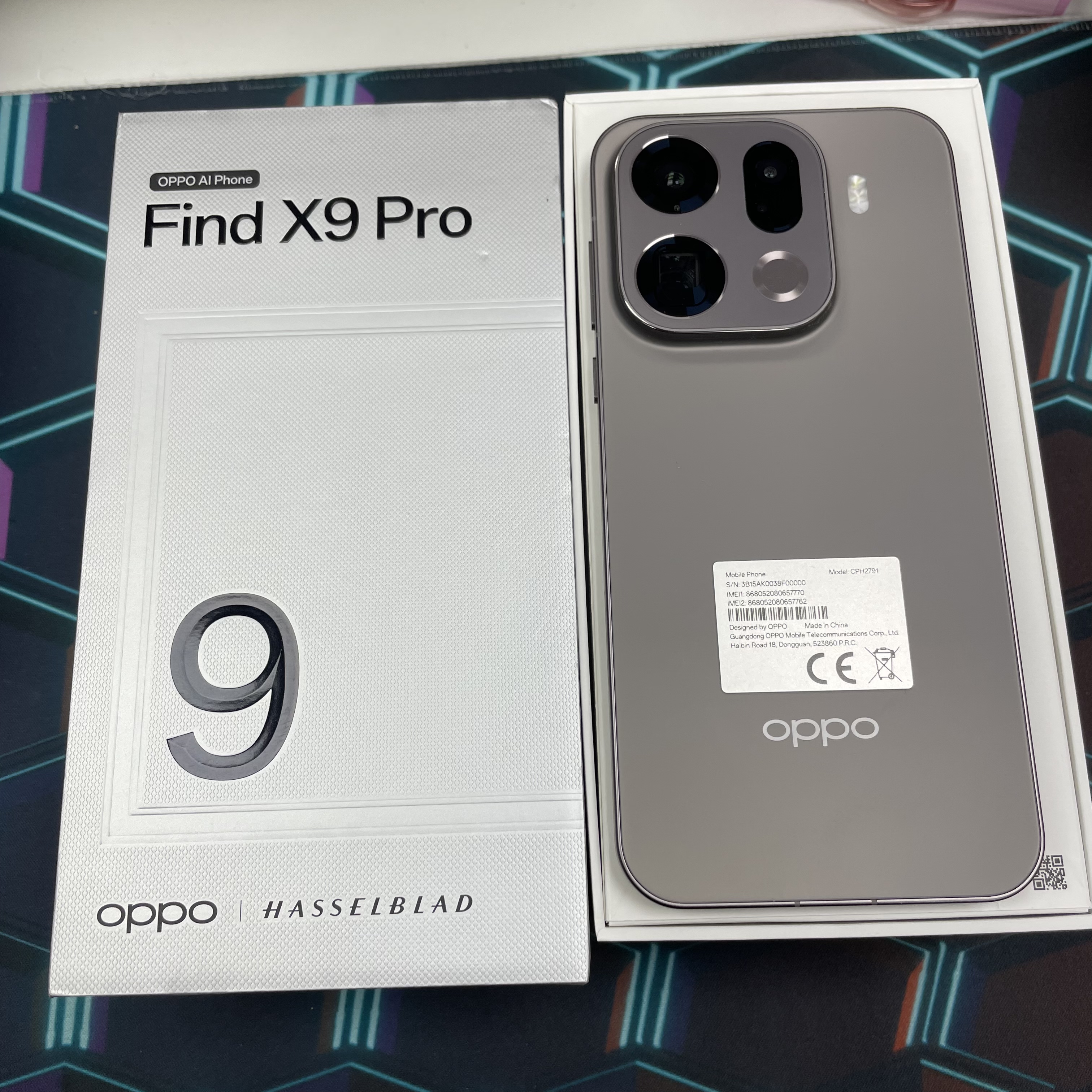 *6525 Oppo Find X9 Pro 完美機 16+512GB 鈦灰色 gray