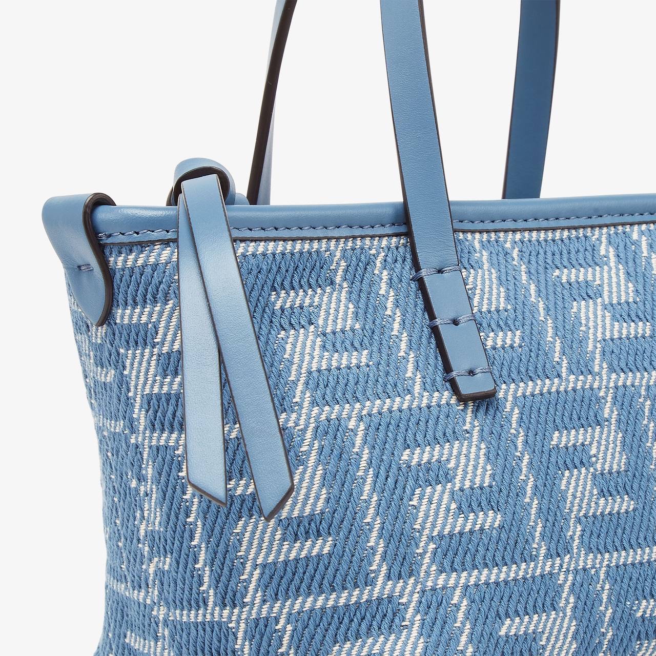 限時優惠‼️訂貨🍒FENDI mini roll bag  Size 15.5x13x11cm 有長肩帶