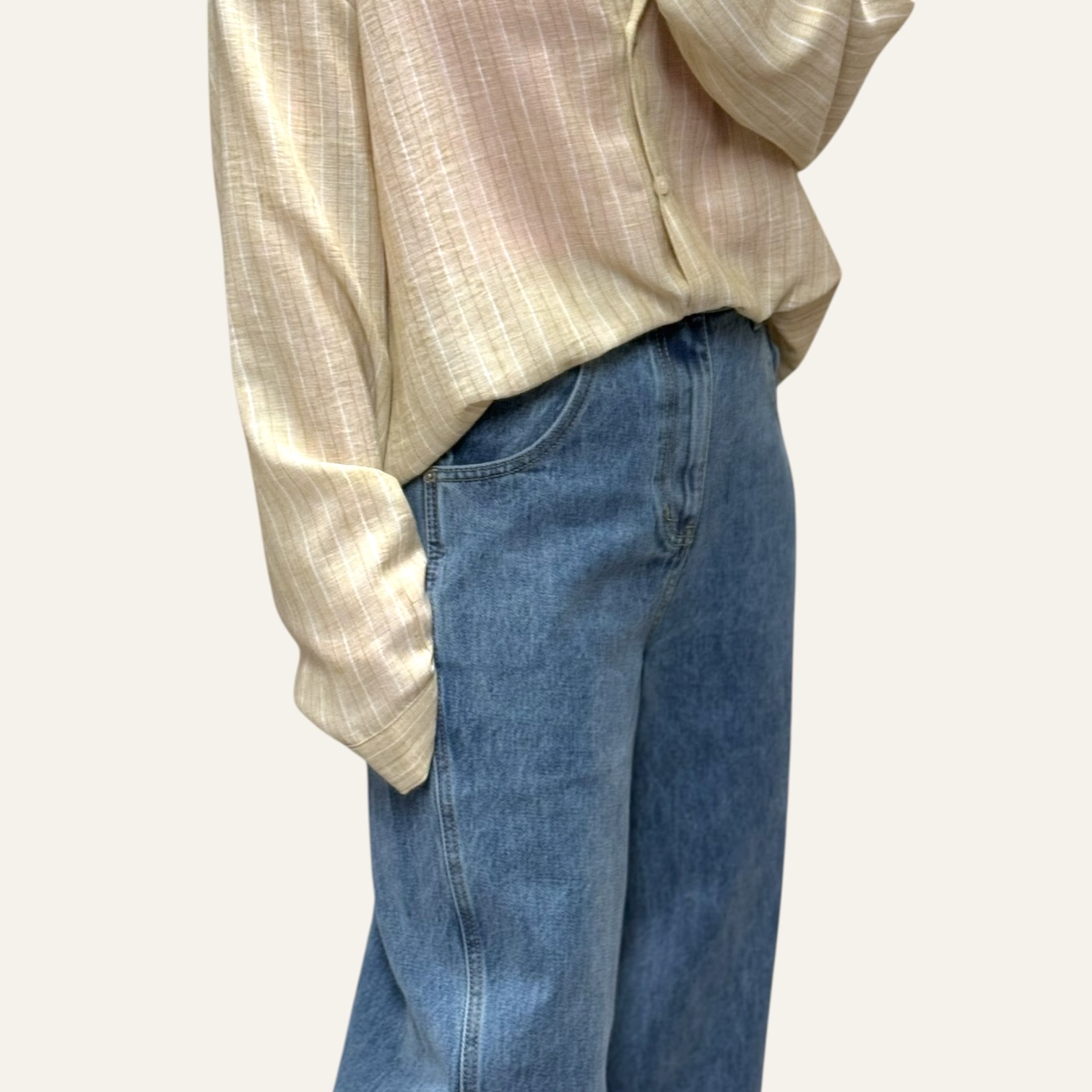 221046 洗水直腳牛仔褲